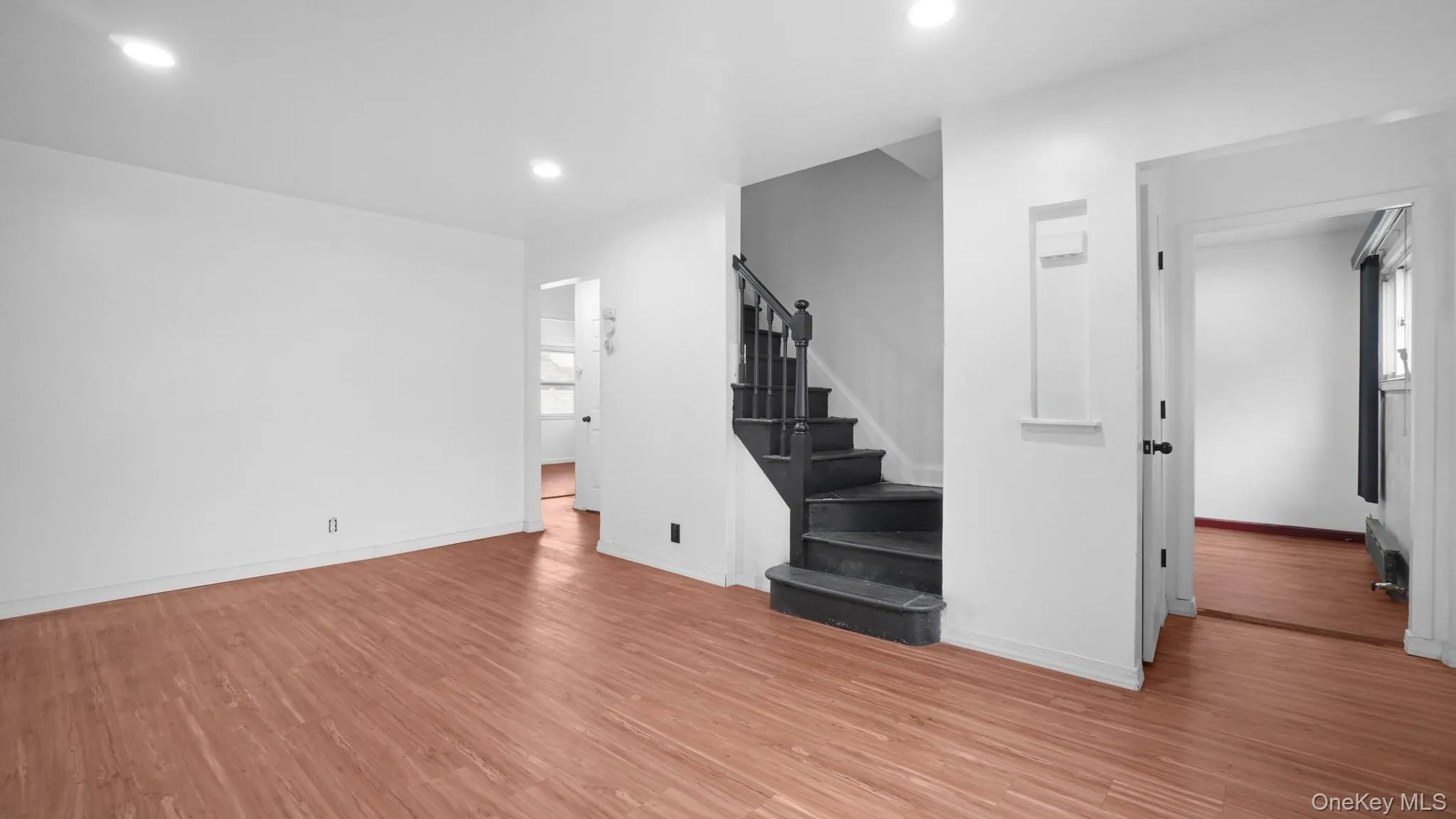 13715 170th Street, New York, NY, 4 Bedrooms Bedrooms, 10 Rooms Rooms,1 BathroomBathrooms,Residential,For Rent,170th,0,1037553 13715 170th Street, New York, NY, 4 Bedrooms Bedrooms, 10 Rooms Rooms,1 BathroomBathrooms,Residential,For Rent,170th,0,1037553