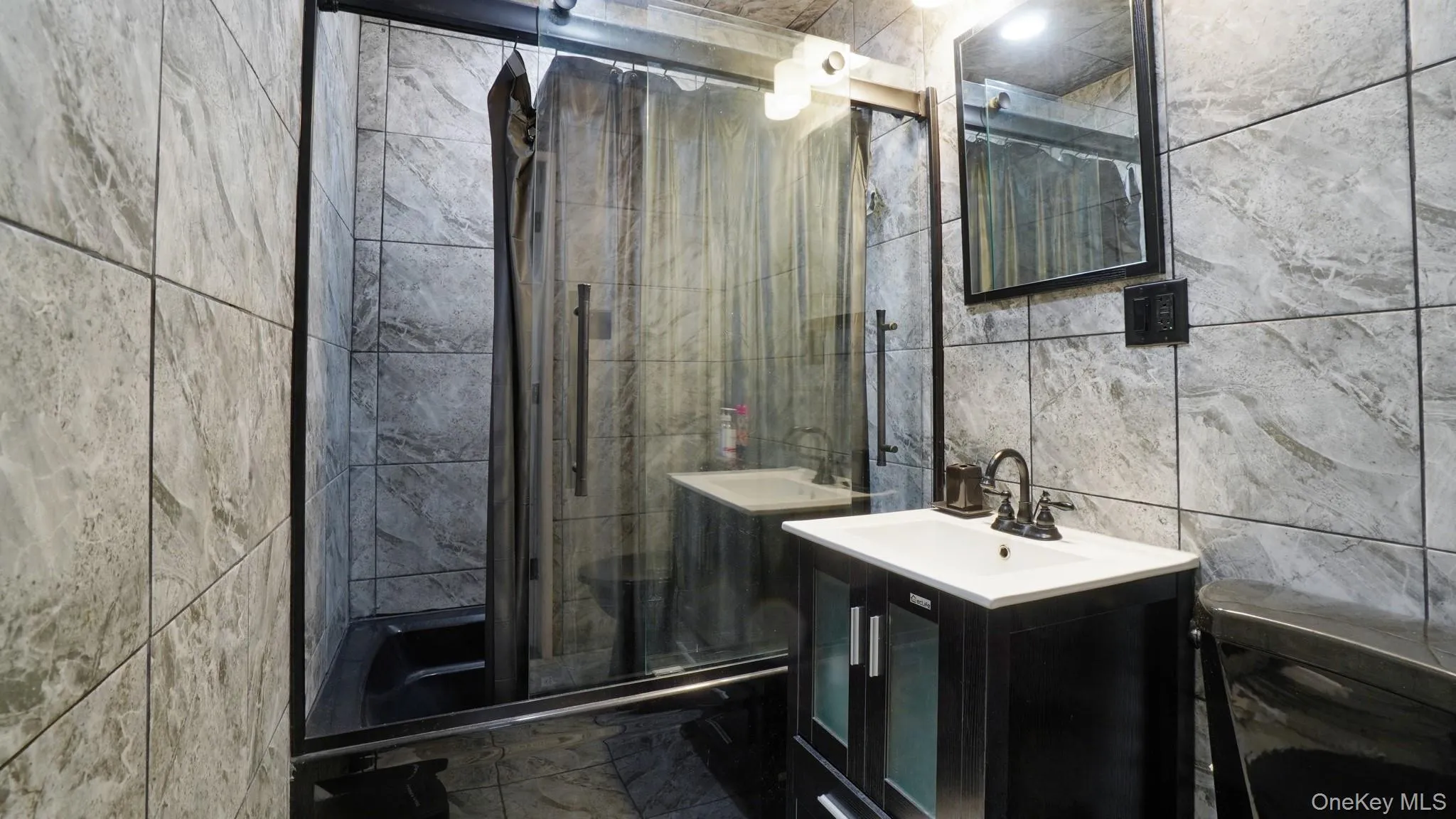 13715 170th Street, New York, NY, 4 Bedrooms Bedrooms, 10 Rooms Rooms,1 BathroomBathrooms,Residential,For Rent,170th,0,1037553 13715 170th Street, New York, NY, 4 Bedrooms Bedrooms, 10 Rooms Rooms,1 BathroomBathrooms,Residential,For Rent,170th,0,1037553