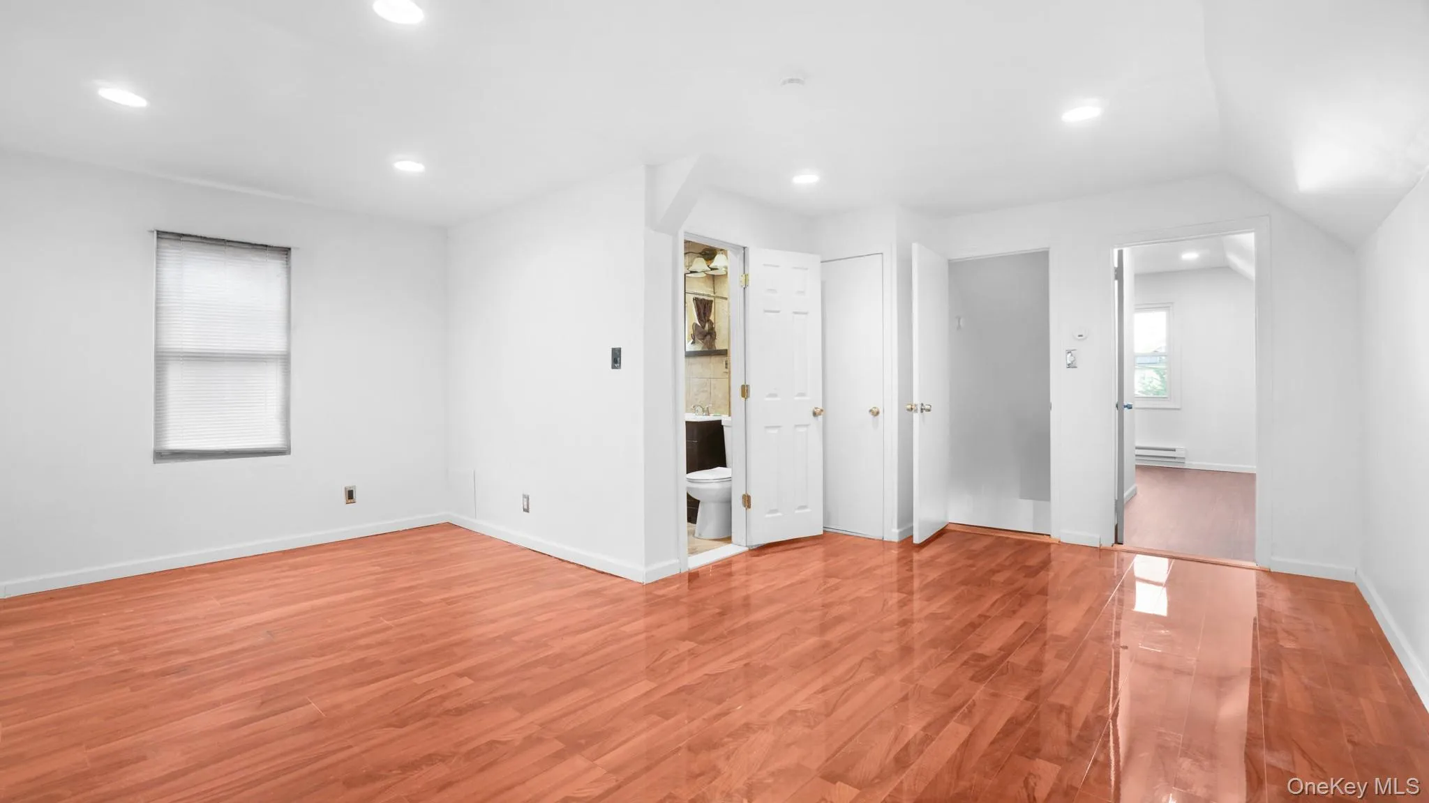 13715 170th Street, New York, NY, 4 Bedrooms Bedrooms, 10 Rooms Rooms,1 BathroomBathrooms,Residential,For Rent,170th,0,1037553 13715 170th Street, New York, NY, 4 Bedrooms Bedrooms, 10 Rooms Rooms,1 BathroomBathrooms,Residential,For Rent,170th,0,1037553