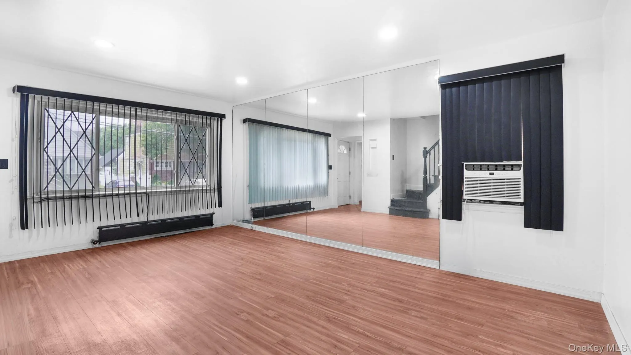 13715 170th Street, New York, NY, 4 Bedrooms Bedrooms, 10 Rooms Rooms,1 BathroomBathrooms,Residential,For Rent,170th,0,1037553 13715 170th Street, New York, NY, 4 Bedrooms Bedrooms, 10 Rooms Rooms,1 BathroomBathrooms,Residential,For Rent,170th,0,1037553