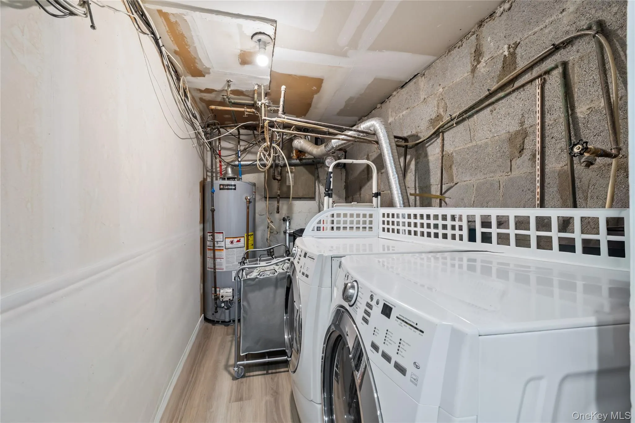 18 Alan Road, Ramapo, NY, 3 Bedrooms Bedrooms, 6 Rooms Rooms,1 BathroomBathrooms,Residential,For Rent,Alan,0,1037555 18 Alan Road, Ramapo, NY, 3 Bedrooms Bedrooms, 6 Rooms Rooms,1 BathroomBathrooms,Residential,For Rent,Alan,0,1037555