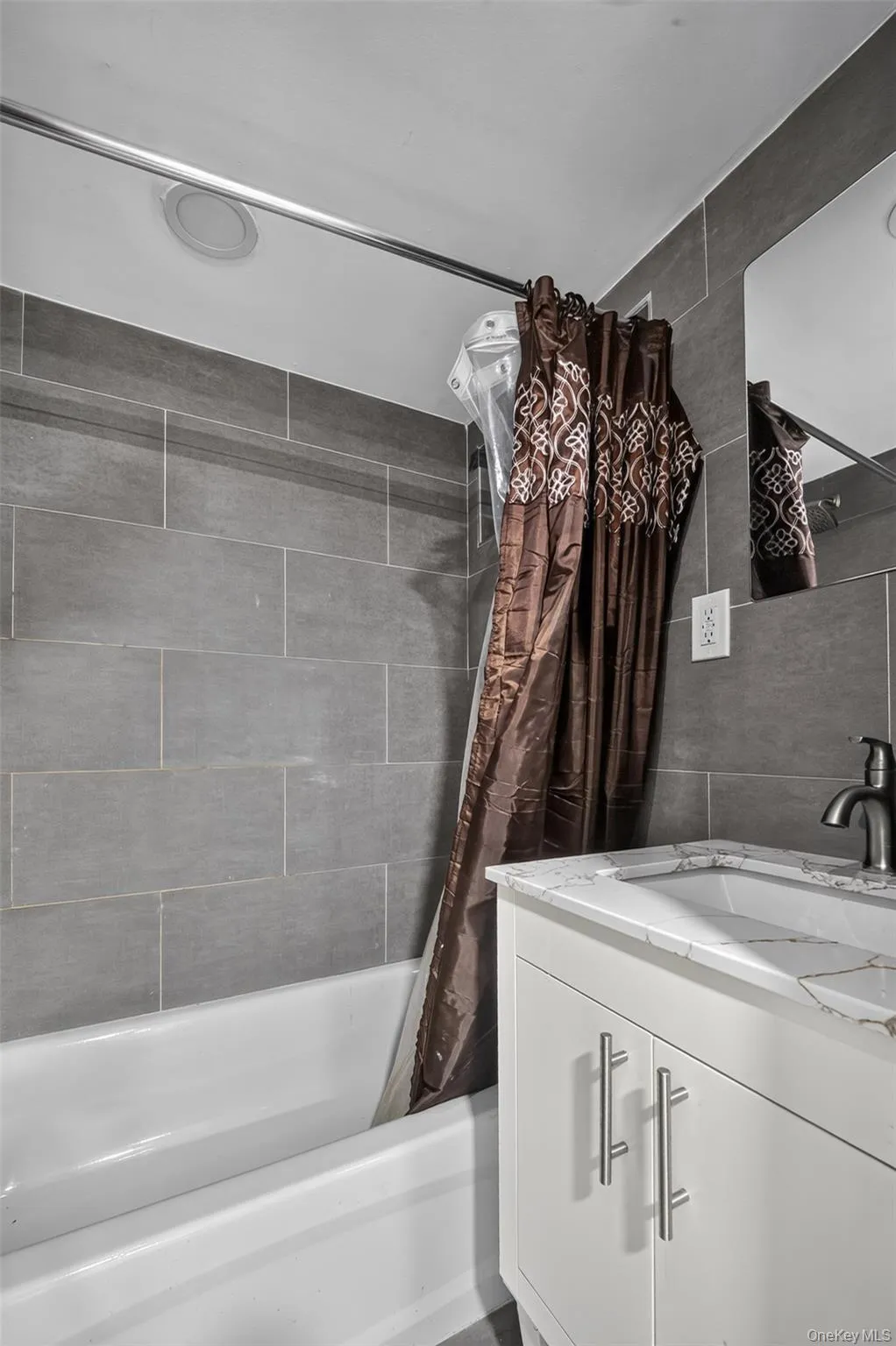 11634 131st Street, New York, NY, 4 Bedrooms Bedrooms, 8 Rooms Rooms,4 BathroomsBathrooms,Residential,For Rent,131st,0,1037556 11634 131st Street, New York, NY, 4 Bedrooms Bedrooms, 8 Rooms Rooms,4 BathroomsBathrooms,Residential,For Rent,131st,0,1037556