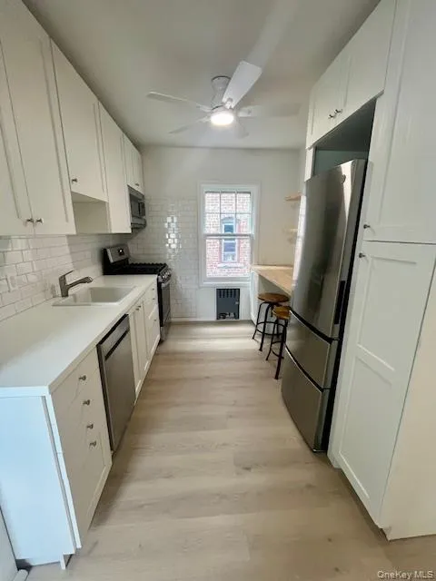 8759 112th Street, New York, NY, 2 Bedrooms Bedrooms, 4 Rooms Rooms,1 BathroomBathrooms,Residential Lease,For Rent,112th,0,1037559 8759 112th Street, New York, NY, 2 Bedrooms Bedrooms, 4 Rooms Rooms,1 BathroomBathrooms,Residential Lease,For Rent,112th,0,1037559