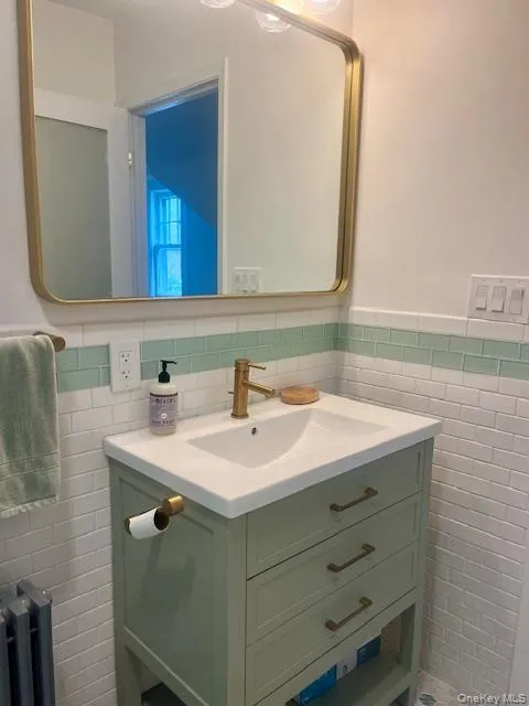 8759 112th Street, New York, NY, 2 Bedrooms Bedrooms, 4 Rooms Rooms,1 BathroomBathrooms,Residential Lease,For Rent,112th,0,1037559 8759 112th Street, New York, NY, 2 Bedrooms Bedrooms, 4 Rooms Rooms,1 BathroomBathrooms,Residential Lease,For Rent,112th,0,1037559