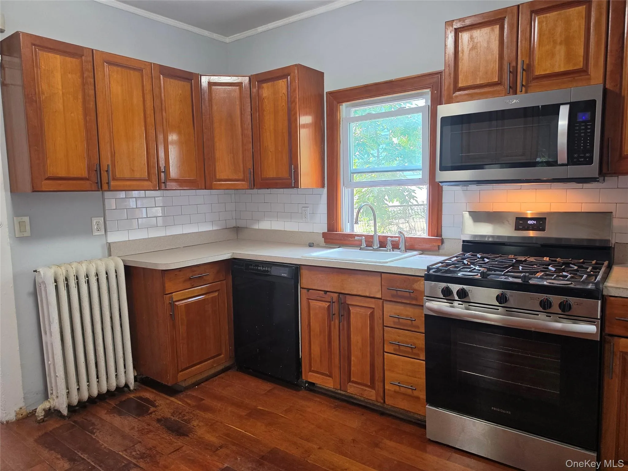 81 Waring Place, Yonkers, NY, 3 Bedrooms Bedrooms, 6 Rooms Rooms,1 BathroomBathrooms,Residential Lease,For Rent,Waring Place,0,1037560 81 Waring Place, Yonkers, NY, 3 Bedrooms Bedrooms, 6 Rooms Rooms,1 BathroomBathrooms,Residential Lease,For Rent,Waring Place,0,1037560