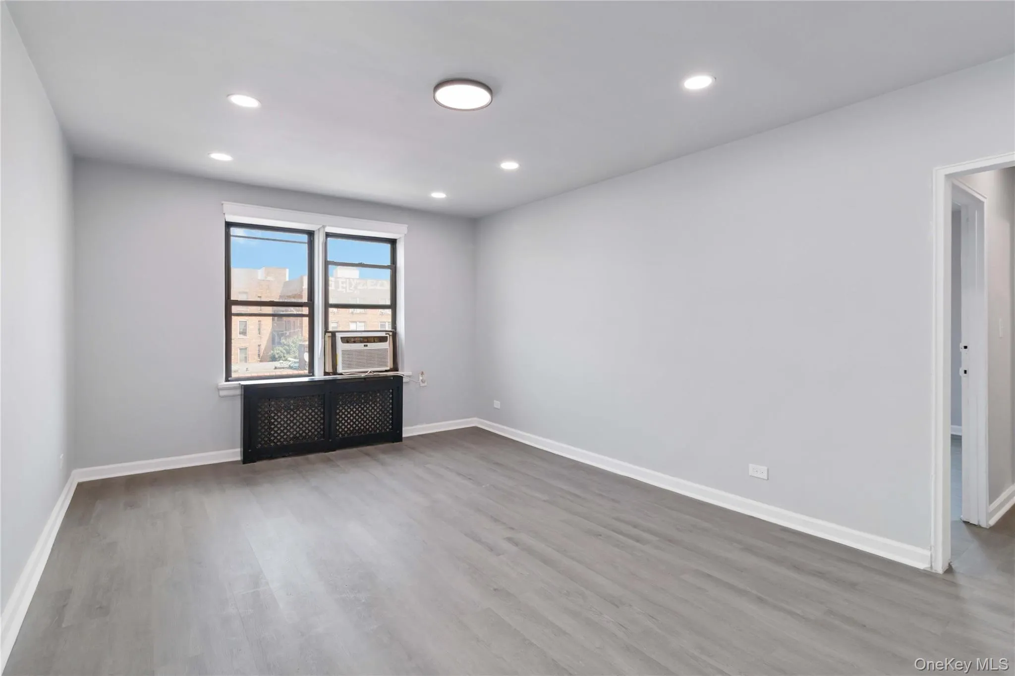 37-56 87th Street, New York, NY, 1 Bedroom Bedrooms, 3 Rooms Rooms,1 BathroomBathrooms,Residential,For Rent,87th,0,1037570 37-56 87th Street, New York, NY, 1 Bedroom Bedrooms, 3 Rooms Rooms,1 BathroomBathrooms,Residential,For Rent,87th,0,1037570
