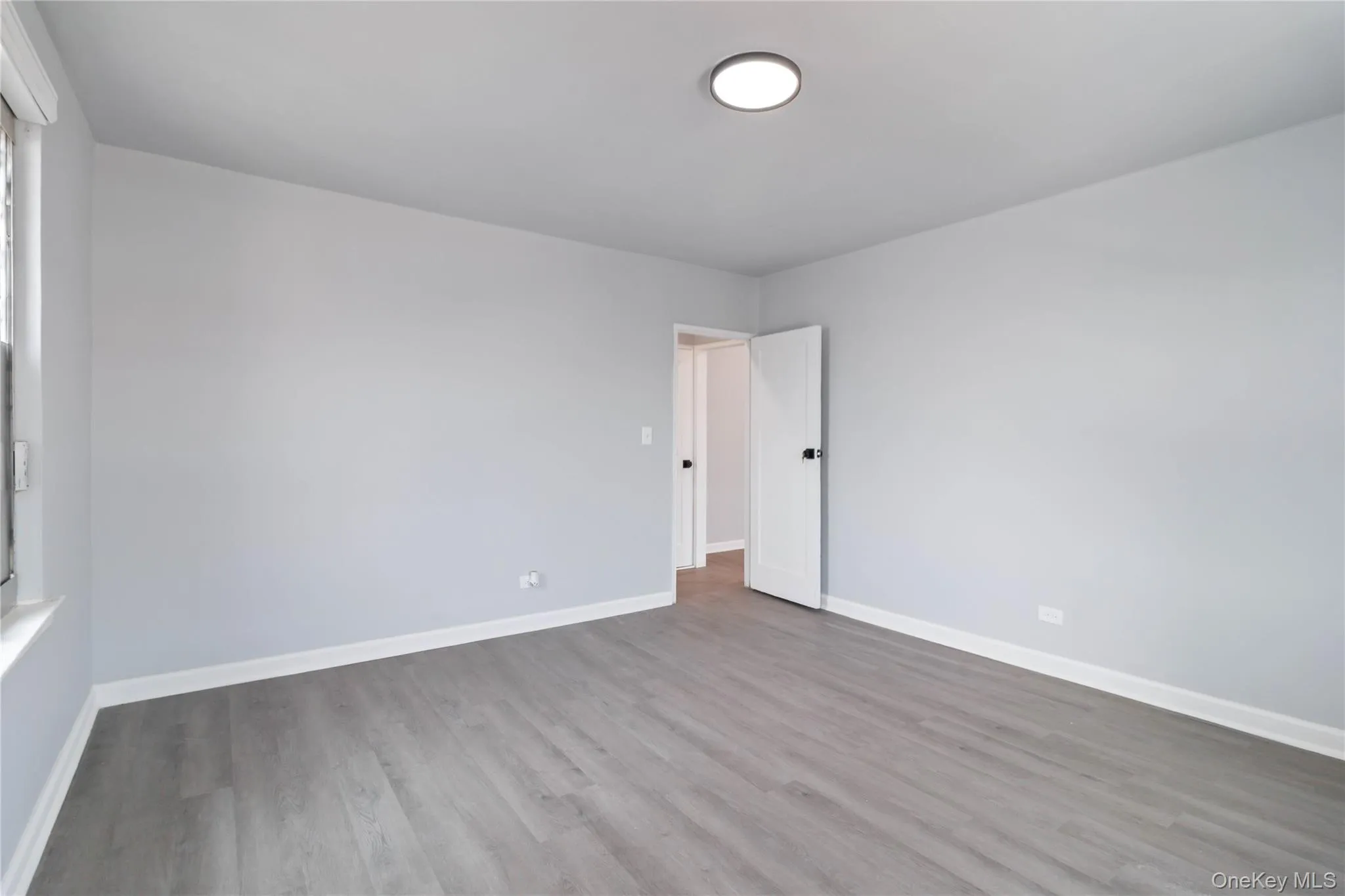 37-56 87th Street, New York, NY, 1 Bedroom Bedrooms, 3 Rooms Rooms,1 BathroomBathrooms,Residential,For Rent,87th,0,1037570 37-56 87th Street, New York, NY, 1 Bedroom Bedrooms, 3 Rooms Rooms,1 BathroomBathrooms,Residential,For Rent,87th,0,1037570