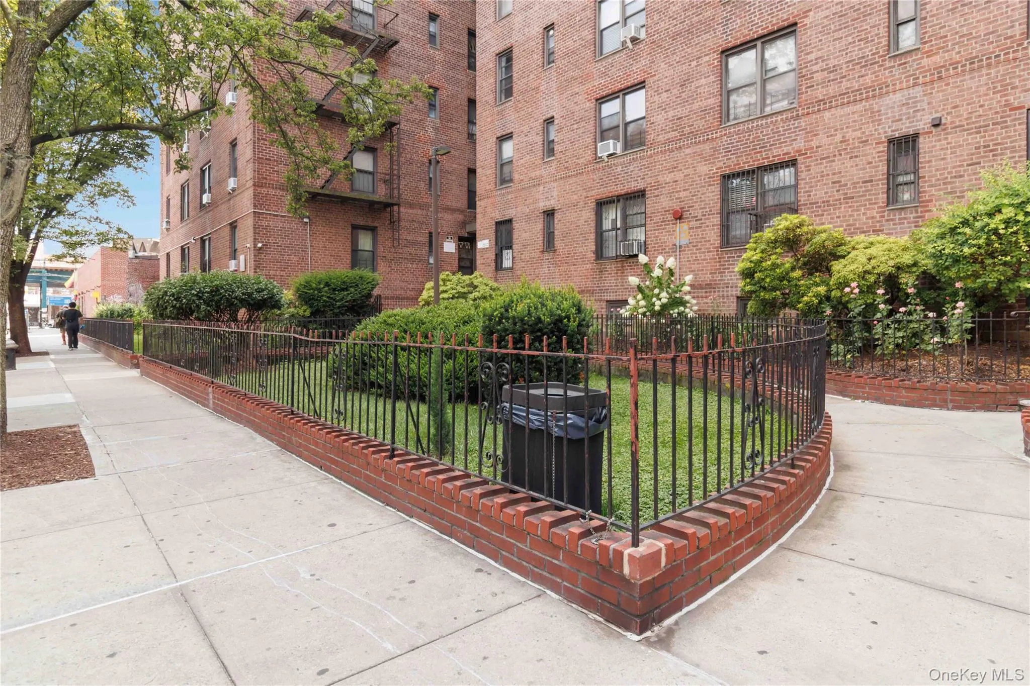 37-56 87th Street, New York, NY, 1 Bedroom Bedrooms, 3 Rooms Rooms,1 BathroomBathrooms,Residential,For Rent,87th,0,1037570 37-56 87th Street, New York, NY, 1 Bedroom Bedrooms, 3 Rooms Rooms,1 BathroomBathrooms,Residential,For Rent,87th,0,1037570