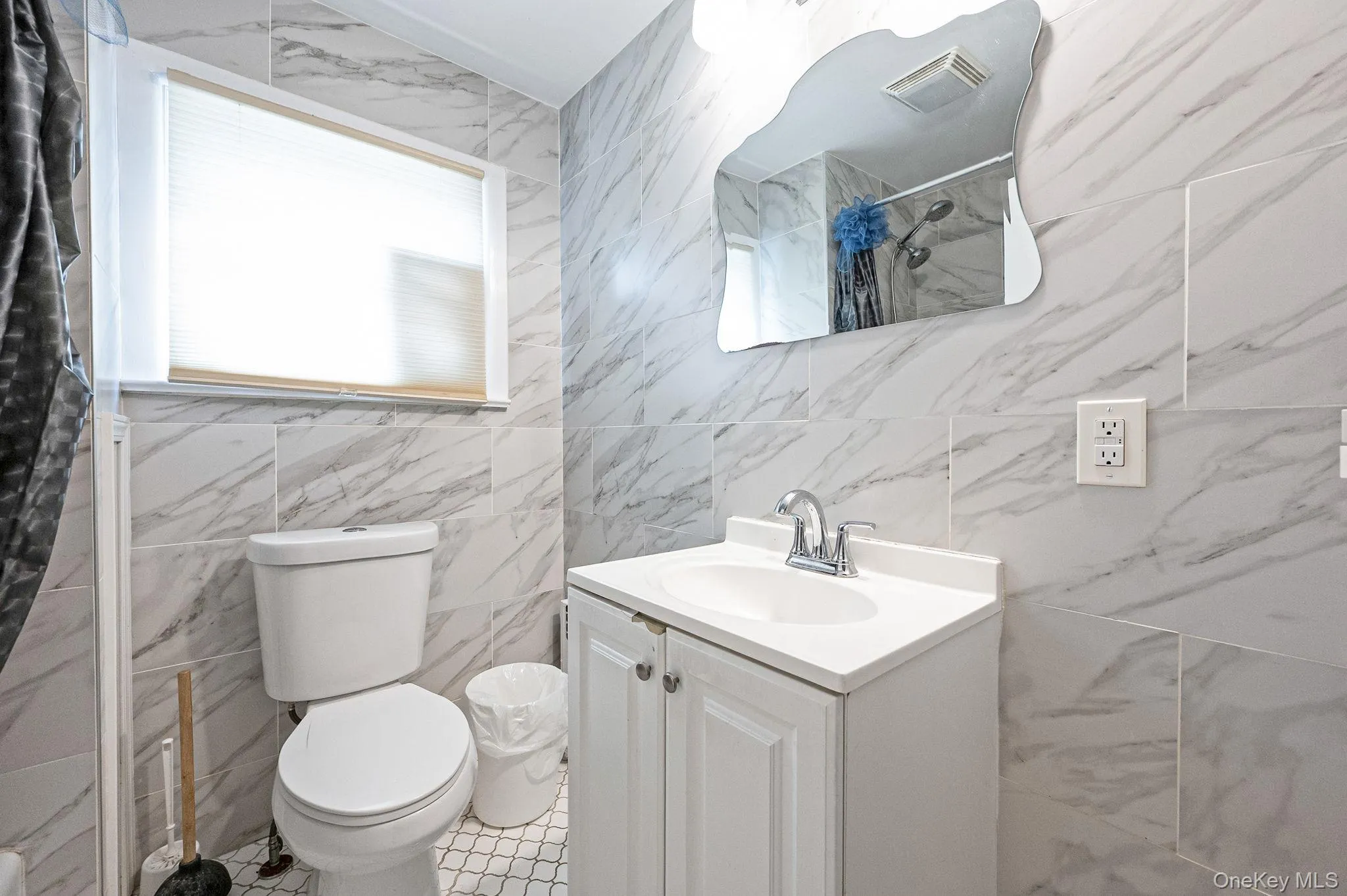 41 Prospect Place, Riverhead, NY, 4 Bedrooms Bedrooms, 10 Rooms Rooms,2 BathroomsBathrooms,Residential,For Rent,Prospect,0,1037571 41 Prospect Place, Riverhead, NY, 4 Bedrooms Bedrooms, 10 Rooms Rooms,2 BathroomsBathrooms,Residential,For Rent,Prospect,0,1037571