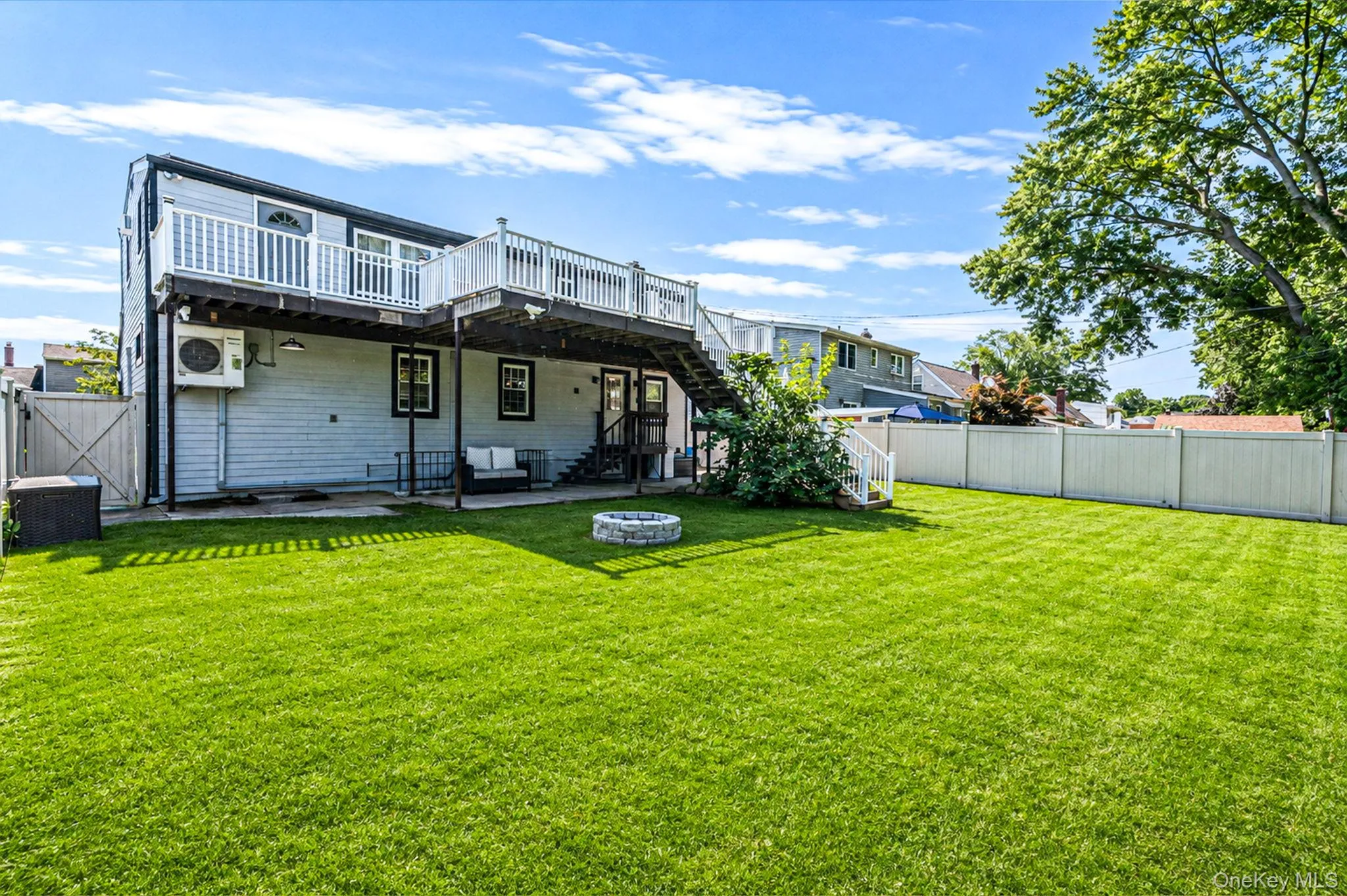 828 Strang Drive, Hempstead, NY, 6 Bedrooms Bedrooms, 12 Rooms Rooms,4 BathroomsBathrooms,Residential,For Rent,Strang,0,1037576 828 Strang Drive, Hempstead, NY, 6 Bedrooms Bedrooms, 12 Rooms Rooms,4 BathroomsBathrooms,Residential,For Rent,Strang,0,1037576