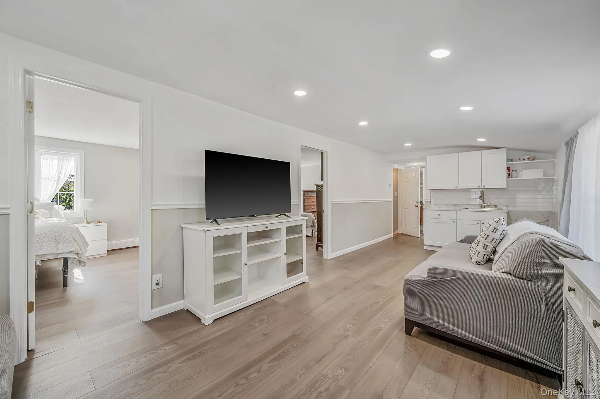 828 Strang Drive, Hempstead, NY, 6 Bedrooms Bedrooms, 12 Rooms Rooms,4 BathroomsBathrooms,Residential,For Rent,Strang,0,1037576 828 Strang Drive, Hempstead, NY, 6 Bedrooms Bedrooms, 12 Rooms Rooms,4 BathroomsBathrooms,Residential,For Rent,Strang,0,1037576
