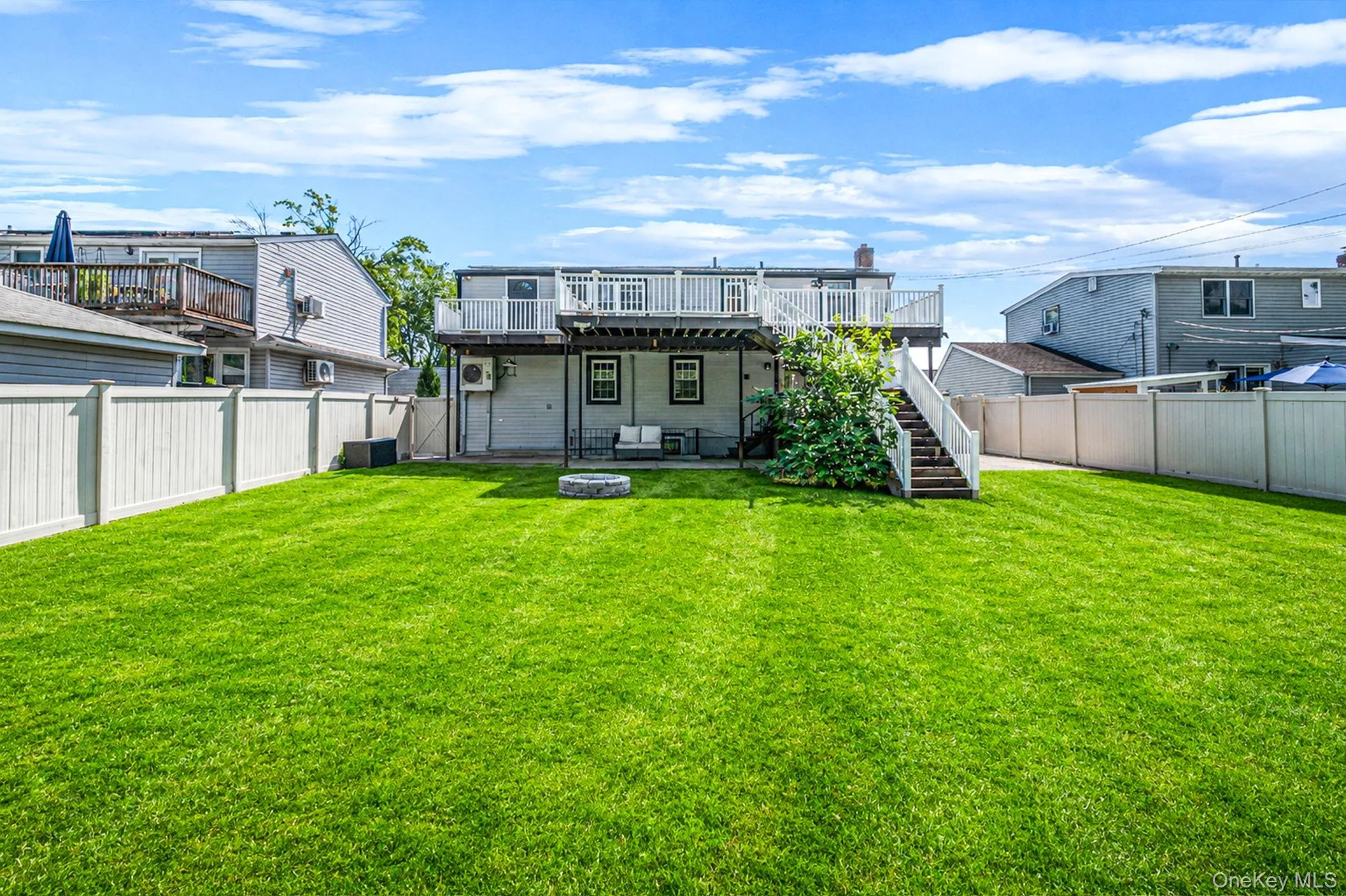 828 Strang Drive, Hempstead, NY, 6 Bedrooms Bedrooms, 12 Rooms Rooms,4 BathroomsBathrooms,Residential,For Rent,Strang,0,1037576 828 Strang Drive, Hempstead, NY, 6 Bedrooms Bedrooms, 12 Rooms Rooms,4 BathroomsBathrooms,Residential,For Rent,Strang,0,1037576