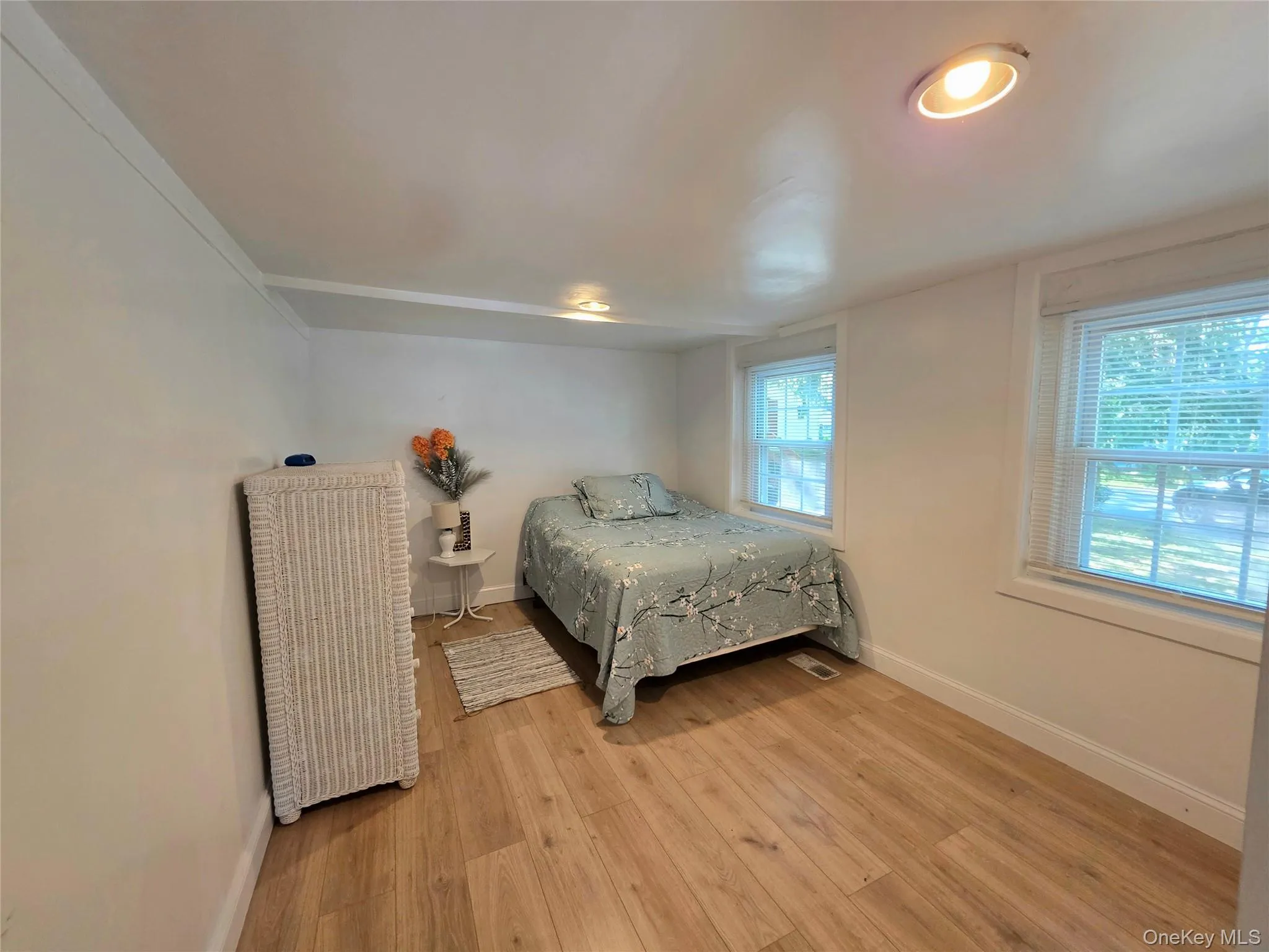 525 Riverleigh Avenue, Riverhead, NY, 2 Bedrooms Bedrooms, 4 Rooms Rooms,1 BathroomBathrooms,Residential,For Rent,Riverleigh,0,1037579 525 Riverleigh Avenue, Riverhead, NY, 2 Bedrooms Bedrooms, 4 Rooms Rooms,1 BathroomBathrooms,Residential,For Rent,Riverleigh,0,1037579