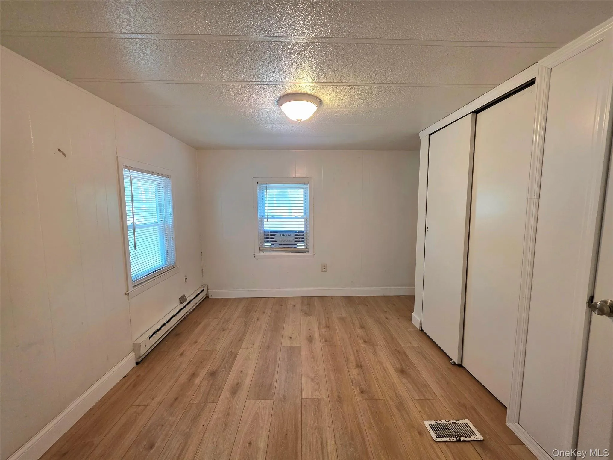 525 Riverleigh Avenue, Riverhead, NY, 2 Bedrooms Bedrooms, 4 Rooms Rooms,1 BathroomBathrooms,Residential,For Rent,Riverleigh,0,1037579 525 Riverleigh Avenue, Riverhead, NY, 2 Bedrooms Bedrooms, 4 Rooms Rooms,1 BathroomBathrooms,Residential,For Rent,Riverleigh,0,1037579