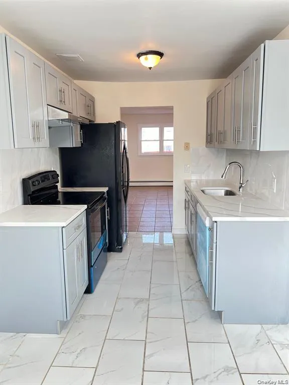 18 Chaucer Court, Middletown, NY, 3 Bedrooms Bedrooms, 8 Rooms Rooms,1 BathroomBathrooms,Residential Lease,For Rent,Chaucer,0,1037583 18 Chaucer Court, Middletown, NY, 3 Bedrooms Bedrooms, 8 Rooms Rooms,1 BathroomBathrooms,Residential Lease,For Rent,Chaucer,0,1037583