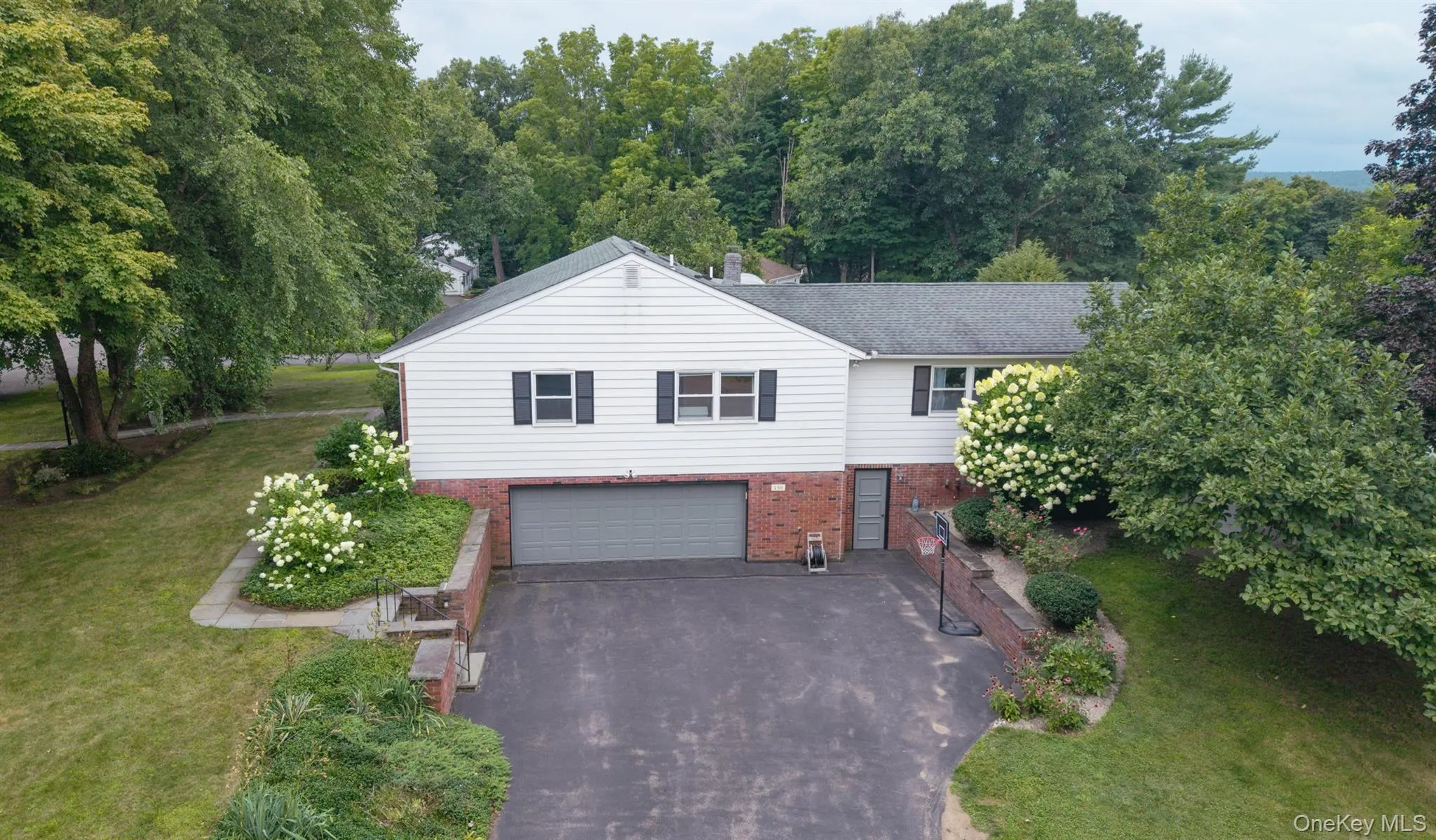 150 Jeffrey Lane, Hurley, NY, 4 Bedrooms Bedrooms, 8 Rooms Rooms,3 BathroomsBathrooms,Residential,For Rent,Jeffrey,0,1037588 150 Jeffrey Lane, Hurley, NY, 4 Bedrooms Bedrooms, 8 Rooms Rooms,3 BathroomsBathrooms,Residential,For Rent,Jeffrey,0,1037588