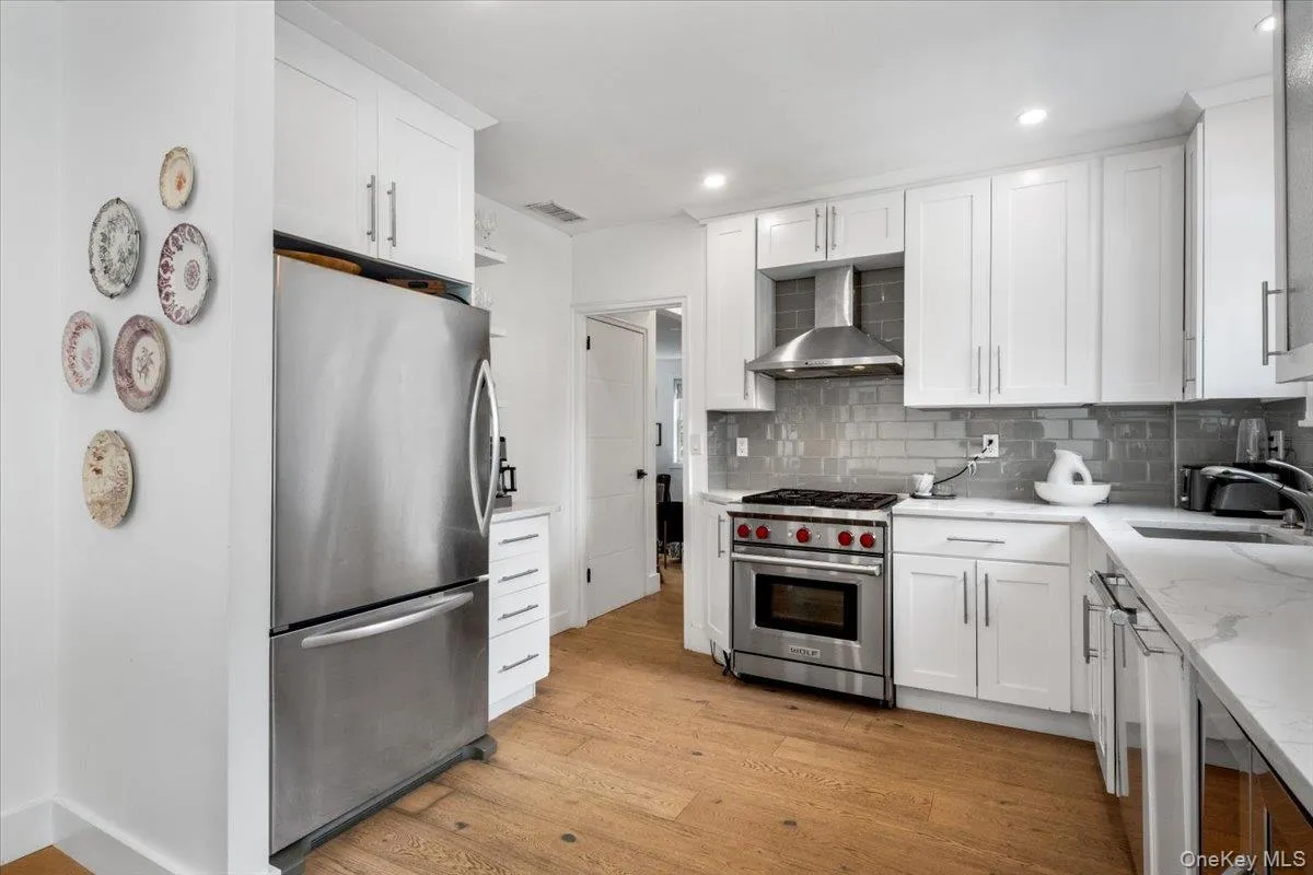 128 Glendale Road, Greenburgh, NY, 4 Bedrooms Bedrooms, 9 Rooms Rooms,4 BathroomsBathrooms,Residential Lease,For Rent,Glendale,0,1037589 128 Glendale Road, Greenburgh, NY, 4 Bedrooms Bedrooms, 9 Rooms Rooms,4 BathroomsBathrooms,Residential Lease,For Rent,Glendale,0,1037589