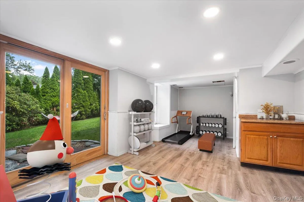 128 Glendale Road, Greenburgh, NY, 4 Bedrooms Bedrooms, 9 Rooms Rooms,4 BathroomsBathrooms,Residential Lease,For Rent,Glendale,0,1037589 128 Glendale Road, Greenburgh, NY, 4 Bedrooms Bedrooms, 9 Rooms Rooms,4 BathroomsBathrooms,Residential Lease,For Rent,Glendale,0,1037589