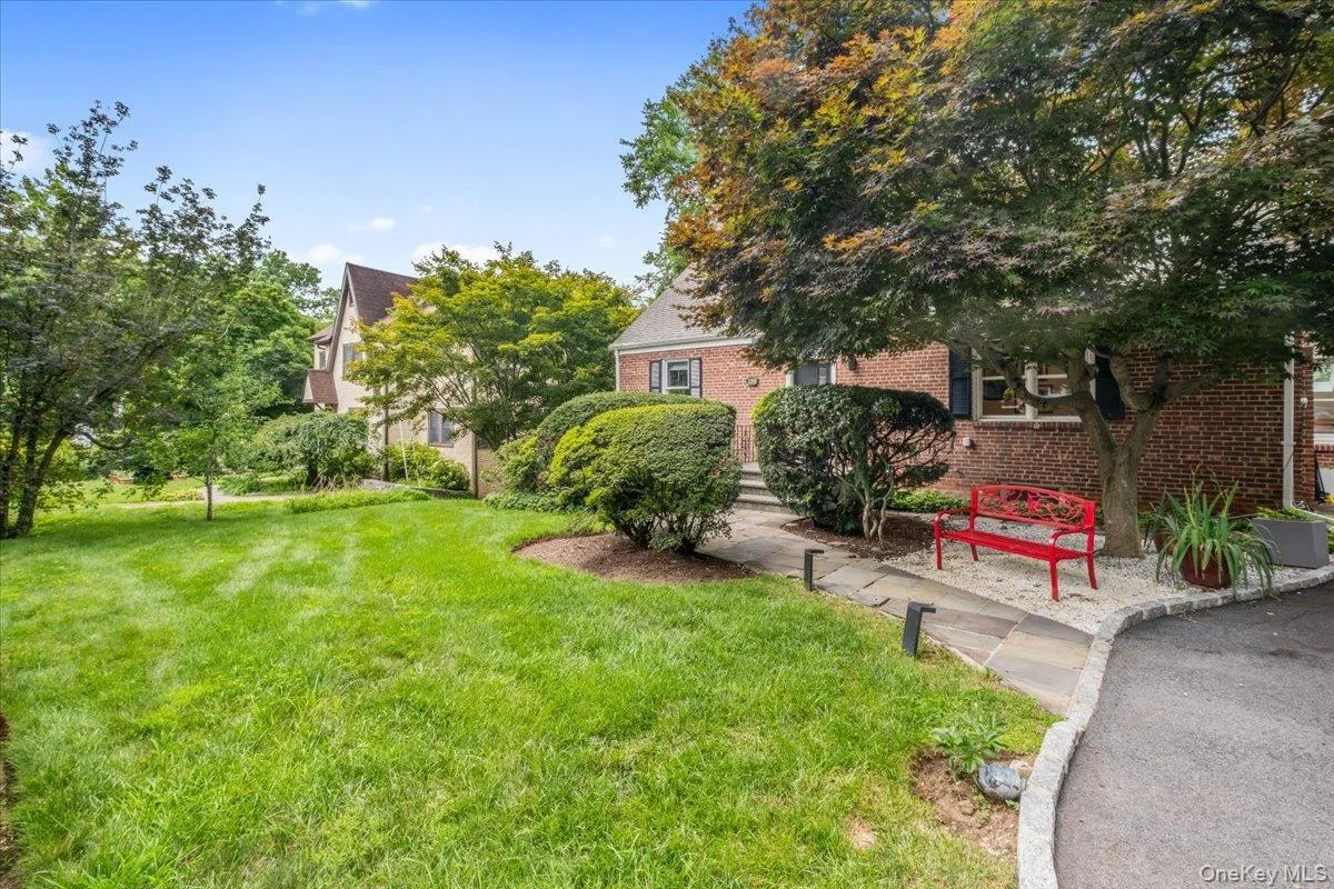 128 Glendale Road, Greenburgh, NY, 4 Bedrooms Bedrooms, 9 Rooms Rooms,4 BathroomsBathrooms,Residential Lease,For Rent,Glendale,0,1037589 128 Glendale Road, Greenburgh, NY, 4 Bedrooms Bedrooms, 9 Rooms Rooms,4 BathroomsBathrooms,Residential Lease,For Rent,Glendale,0,1037589