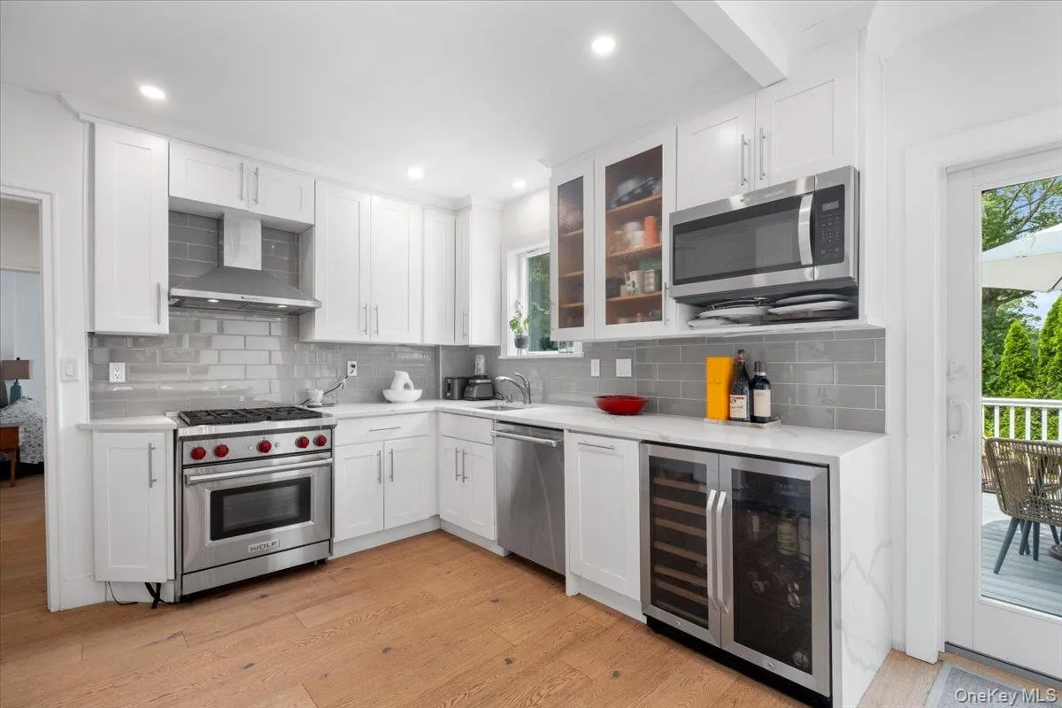 128 Glendale Road, Greenburgh, NY, 4 Bedrooms Bedrooms, 9 Rooms Rooms,4 BathroomsBathrooms,Residential Lease,For Rent,Glendale,0,1037589 128 Glendale Road, Greenburgh, NY, 4 Bedrooms Bedrooms, 9 Rooms Rooms,4 BathroomsBathrooms,Residential Lease,For Rent,Glendale,0,1037589