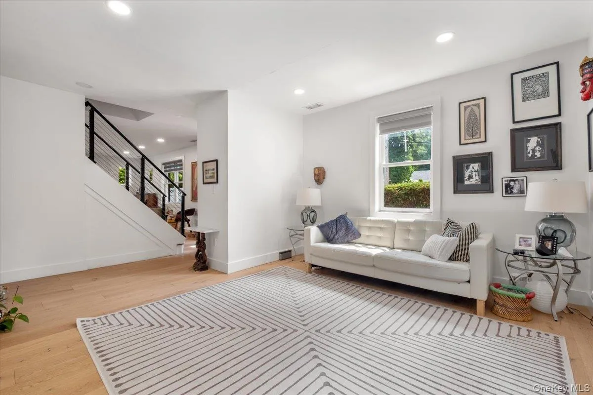 128 Glendale Road, Greenburgh, NY, 4 Bedrooms Bedrooms, 9 Rooms Rooms,4 BathroomsBathrooms,Residential Lease,For Rent,Glendale,0,1037589 128 Glendale Road, Greenburgh, NY, 4 Bedrooms Bedrooms, 9 Rooms Rooms,4 BathroomsBathrooms,Residential Lease,For Rent,Glendale,0,1037589