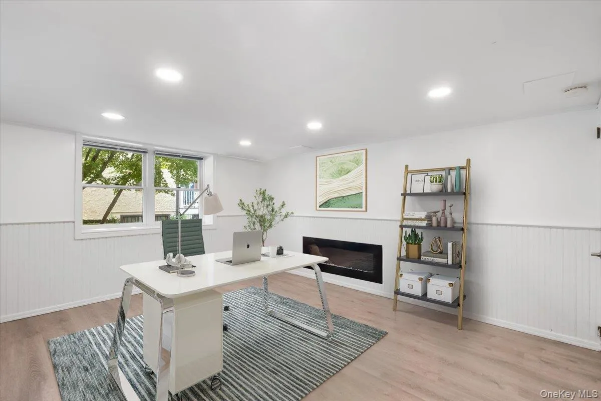 128 Glendale Road, Greenburgh, NY, 4 Bedrooms Bedrooms, 9 Rooms Rooms,4 BathroomsBathrooms,Residential Lease,For Rent,Glendale,0,1037589 128 Glendale Road, Greenburgh, NY, 4 Bedrooms Bedrooms, 9 Rooms Rooms,4 BathroomsBathrooms,Residential Lease,For Rent,Glendale,0,1037589