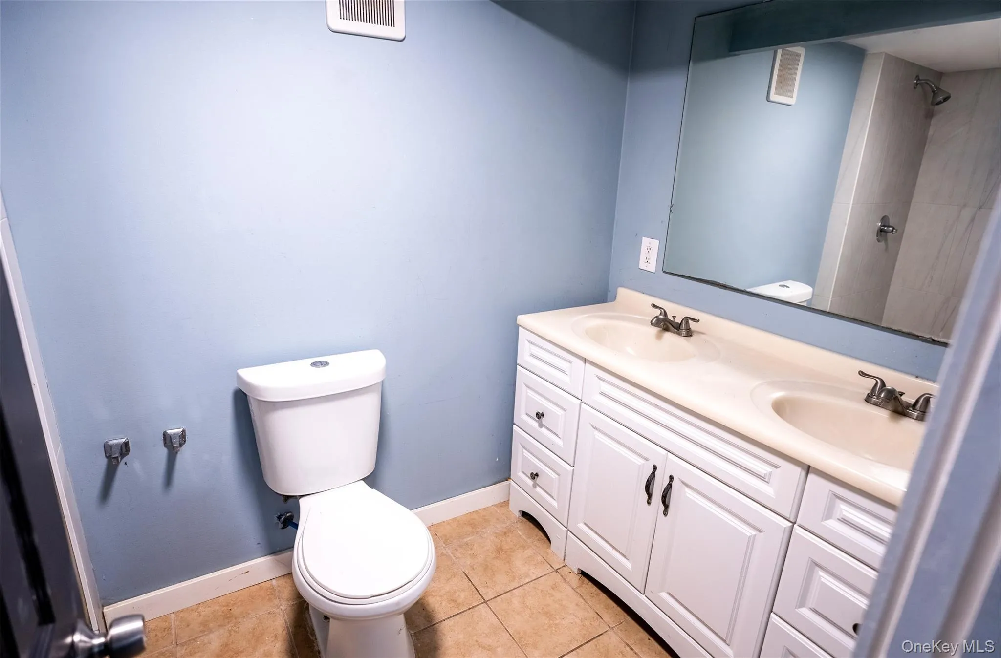 85 cocoanut Street, Islip, NY, 5 Bedrooms Bedrooms, 7 Rooms Rooms,5 BathroomsBathrooms,Residential,For Rent,cocoanut,0,1037591 85 cocoanut Street, Islip, NY, 5 Bedrooms Bedrooms, 7 Rooms Rooms,5 BathroomsBathrooms,Residential,For Rent,cocoanut,0,1037591