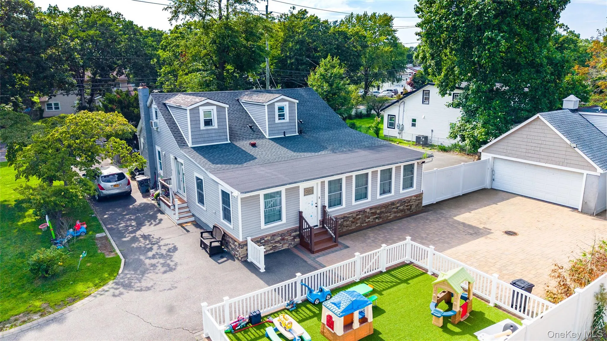 85 cocoanut Street, Islip, NY, 5 Bedrooms Bedrooms, 7 Rooms Rooms,5 BathroomsBathrooms,Residential,For Rent,cocoanut,0,1037591 85 cocoanut Street, Islip, NY, 5 Bedrooms Bedrooms, 7 Rooms Rooms,5 BathroomsBathrooms,Residential,For Rent,cocoanut,0,1037591