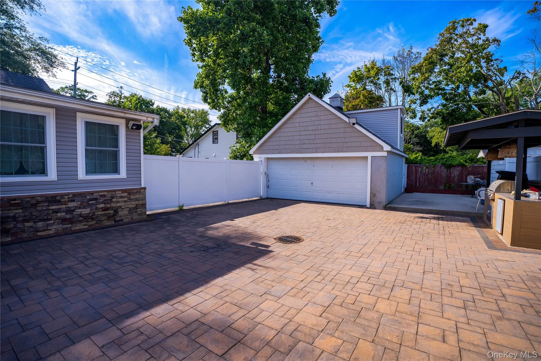 85 cocoanut Street, Islip, NY, 5 Bedrooms Bedrooms, 7 Rooms Rooms,5 BathroomsBathrooms,Residential,For Rent,cocoanut,0,1037591 85 cocoanut Street, Islip, NY, 5 Bedrooms Bedrooms, 7 Rooms Rooms,5 BathroomsBathrooms,Residential,For Rent,cocoanut,0,1037591