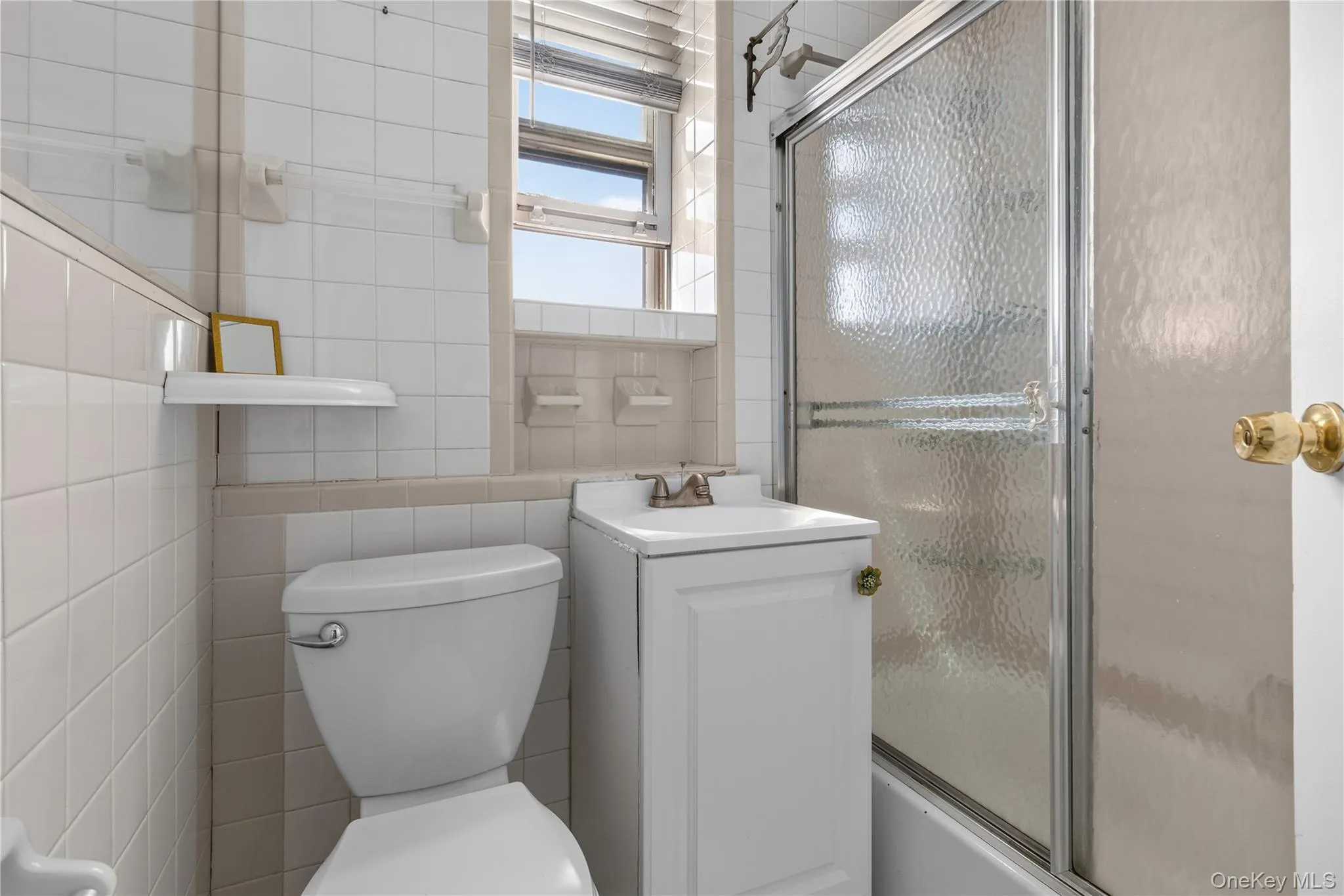 52 Florida Street, Long Beach, NY, 2 Rooms Rooms,1 BathroomBathrooms,Residential Lease,For Rent,Florida,0,1037595 52 Florida Street, Long Beach, NY, 2 Rooms Rooms,1 BathroomBathrooms,Residential Lease,For Rent,Florida,0,1037595