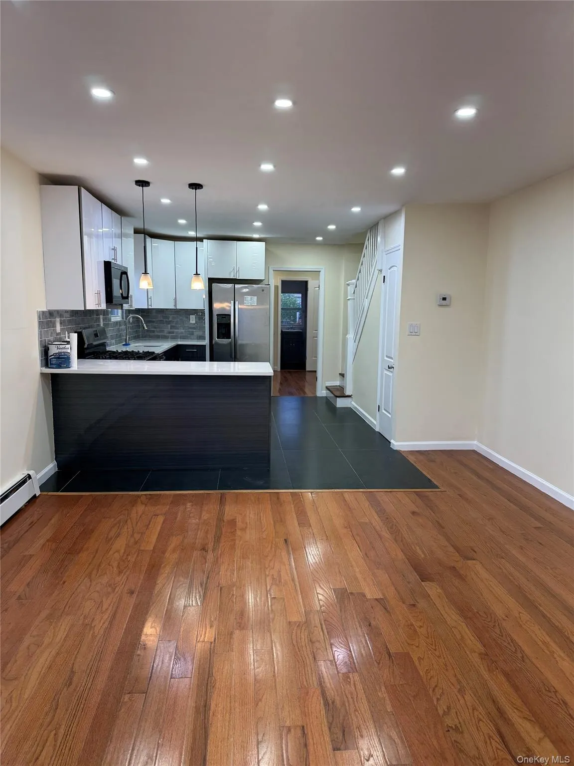 117-21 201st Place, New York, NY, 4 Bedrooms Bedrooms, 7 Rooms Rooms,3 BathroomsBathrooms,Residential,For Rent,201st,0,1037597 117-21 201st Place, New York, NY, 4 Bedrooms Bedrooms, 7 Rooms Rooms,3 BathroomsBathrooms,Residential,For Rent,201st,0,1037597