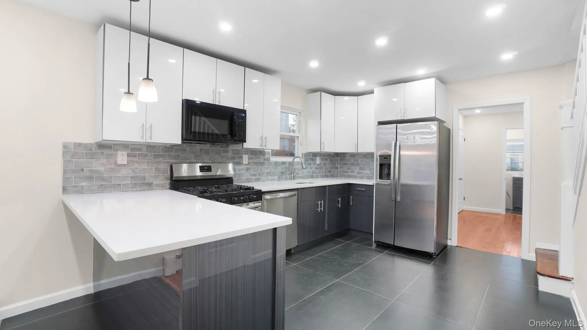 117-21 201st Place, New York, NY, 4 Bedrooms Bedrooms, 7 Rooms Rooms,3 BathroomsBathrooms,Residential,For Rent,201st,0,1037597 117-21 201st Place, New York, NY, 4 Bedrooms Bedrooms, 7 Rooms Rooms,3 BathroomsBathrooms,Residential,For Rent,201st,0,1037597