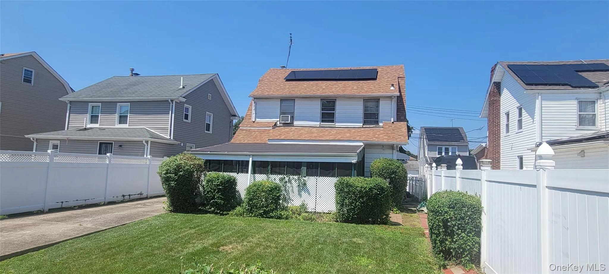 10515 220TH Street, New York, NY, 3 Bedrooms Bedrooms, 7 Rooms Rooms,2 BathroomsBathrooms,Residential,For Rent,220TH,0,1037599 10515 220TH Street, New York, NY, 3 Bedrooms Bedrooms, 7 Rooms Rooms,2 BathroomsBathrooms,Residential,For Rent,220TH,0,1037599