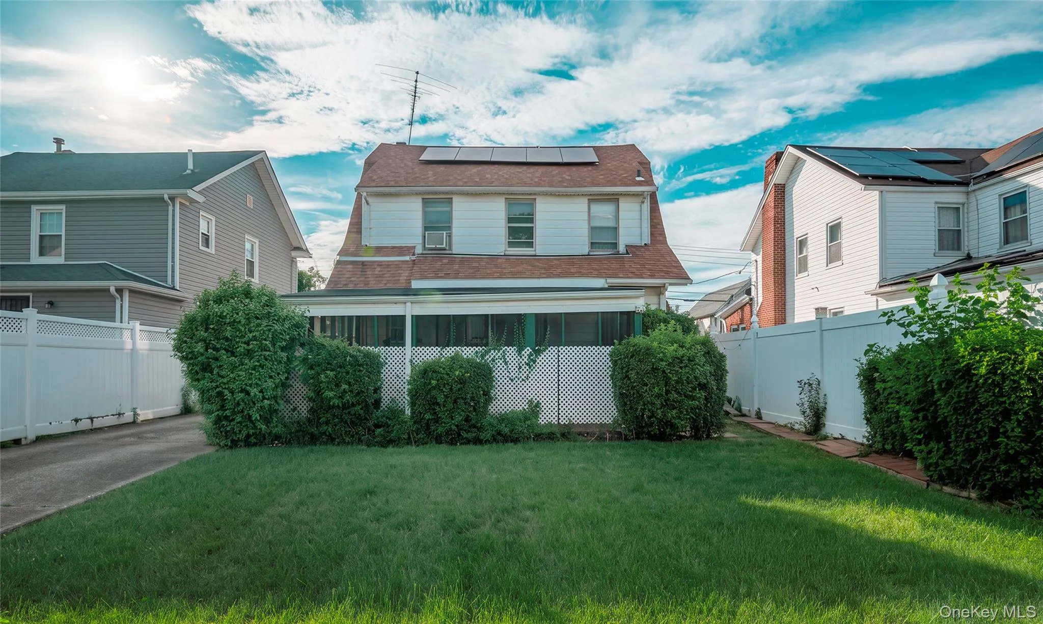 10515 220TH Street, New York, NY, 3 Bedrooms Bedrooms, 7 Rooms Rooms,2 BathroomsBathrooms,Residential,For Rent,220TH,0,1037599 10515 220TH Street, New York, NY, 3 Bedrooms Bedrooms, 7 Rooms Rooms,2 BathroomsBathrooms,Residential,For Rent,220TH,0,1037599