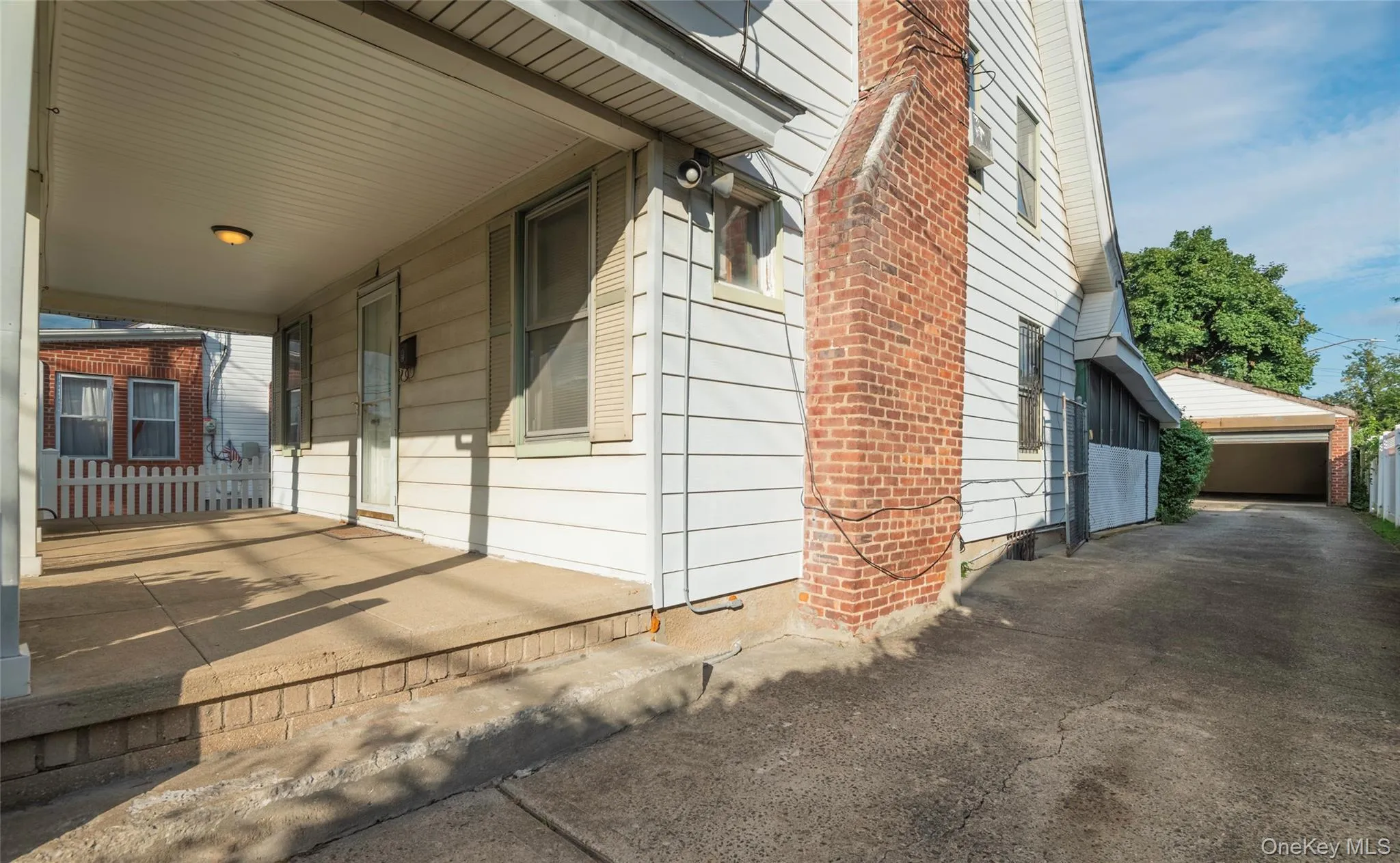 10515 220TH Street, New York, NY, 3 Bedrooms Bedrooms, 7 Rooms Rooms,2 BathroomsBathrooms,Residential,For Rent,220TH,0,1037599 10515 220TH Street, New York, NY, 3 Bedrooms Bedrooms, 7 Rooms Rooms,2 BathroomsBathrooms,Residential,For Rent,220TH,0,1037599