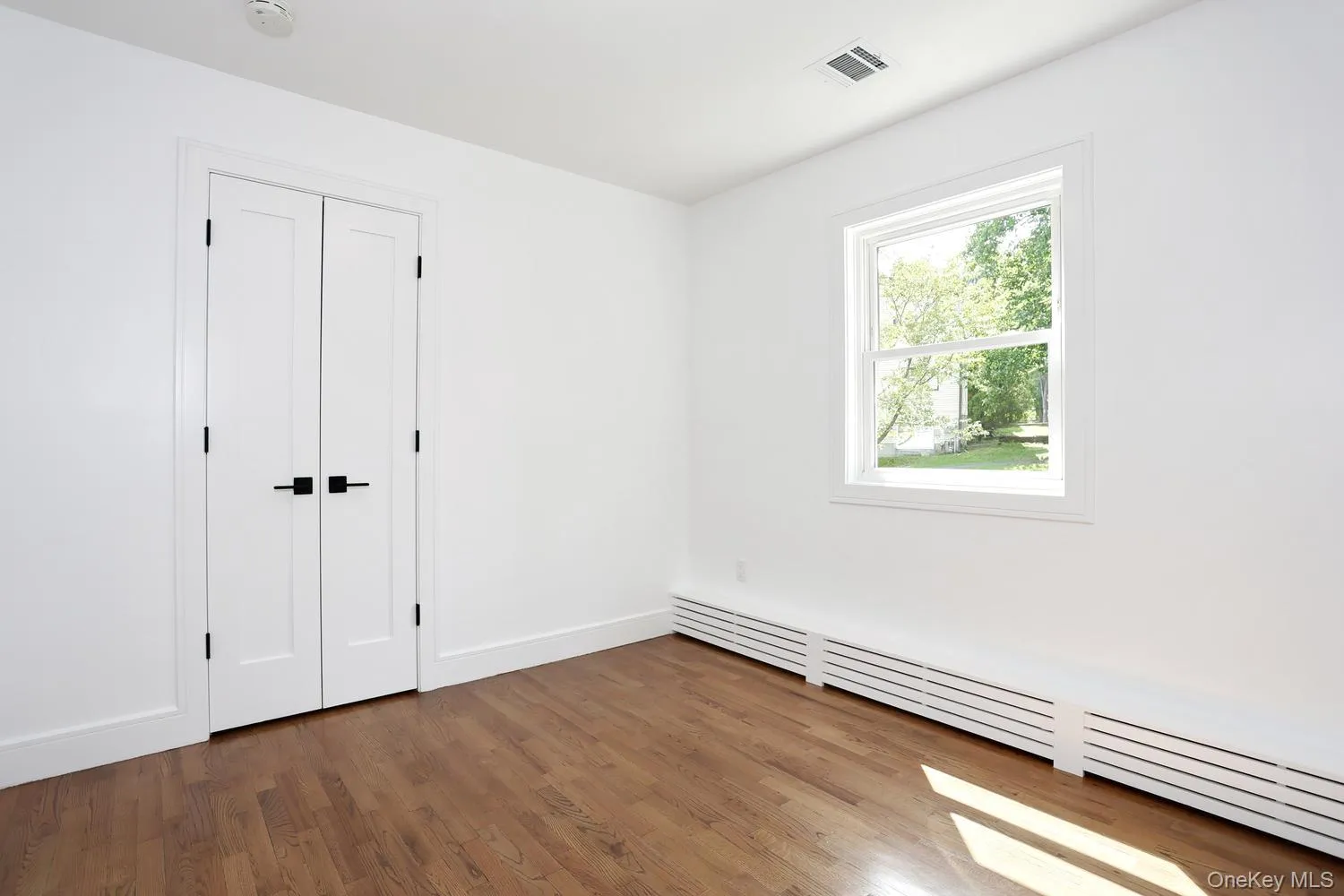 38 Singer Avenue, Ramapo, NY, 7 Bedrooms Bedrooms, 10 Rooms Rooms,3 BathroomsBathrooms,Residential,For Rent,Singer,0,1037601 38 Singer Avenue, Ramapo, NY, 7 Bedrooms Bedrooms, 10 Rooms Rooms,3 BathroomsBathrooms,Residential,For Rent,Singer,0,1037601