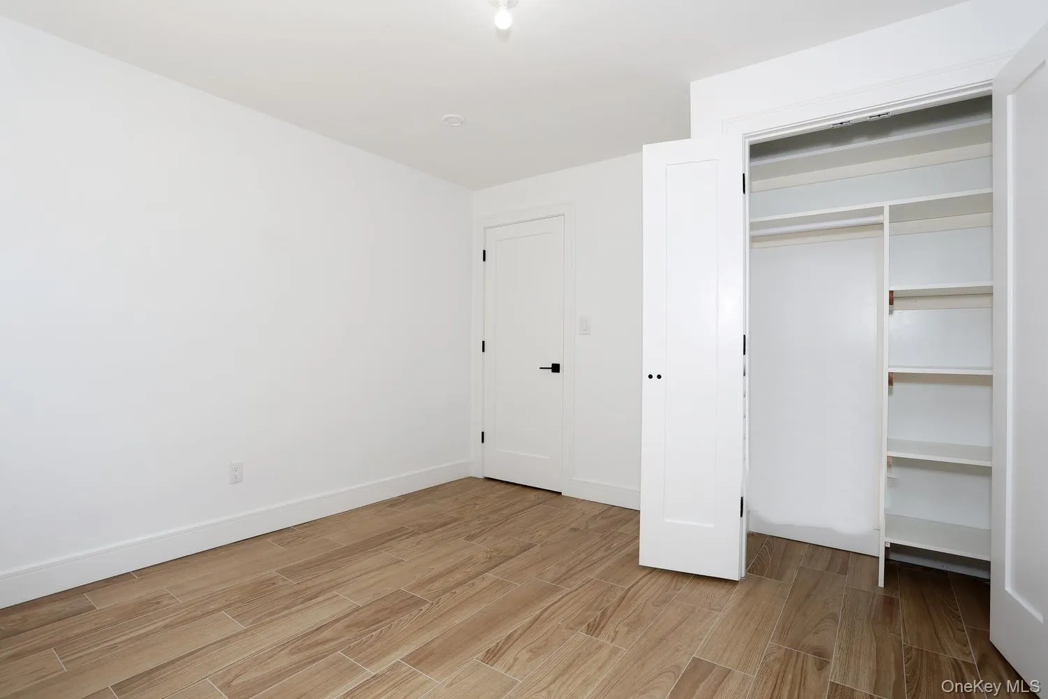 38 Singer Avenue, Ramapo, NY, 7 Bedrooms Bedrooms, 10 Rooms Rooms,3 BathroomsBathrooms,Residential,For Rent,Singer,0,1037601 38 Singer Avenue, Ramapo, NY, 7 Bedrooms Bedrooms, 10 Rooms Rooms,3 BathroomsBathrooms,Residential,For Rent,Singer,0,1037601