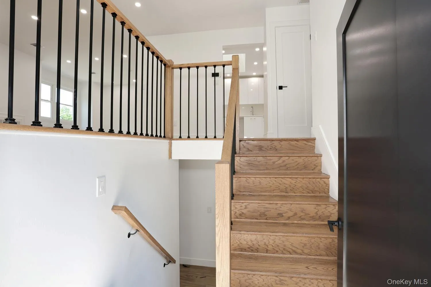 38 Singer Avenue, Ramapo, NY, 7 Bedrooms Bedrooms, 10 Rooms Rooms,3 BathroomsBathrooms,Residential,For Rent,Singer,0,1037601 38 Singer Avenue, Ramapo, NY, 7 Bedrooms Bedrooms, 10 Rooms Rooms,3 BathroomsBathrooms,Residential,For Rent,Singer,0,1037601