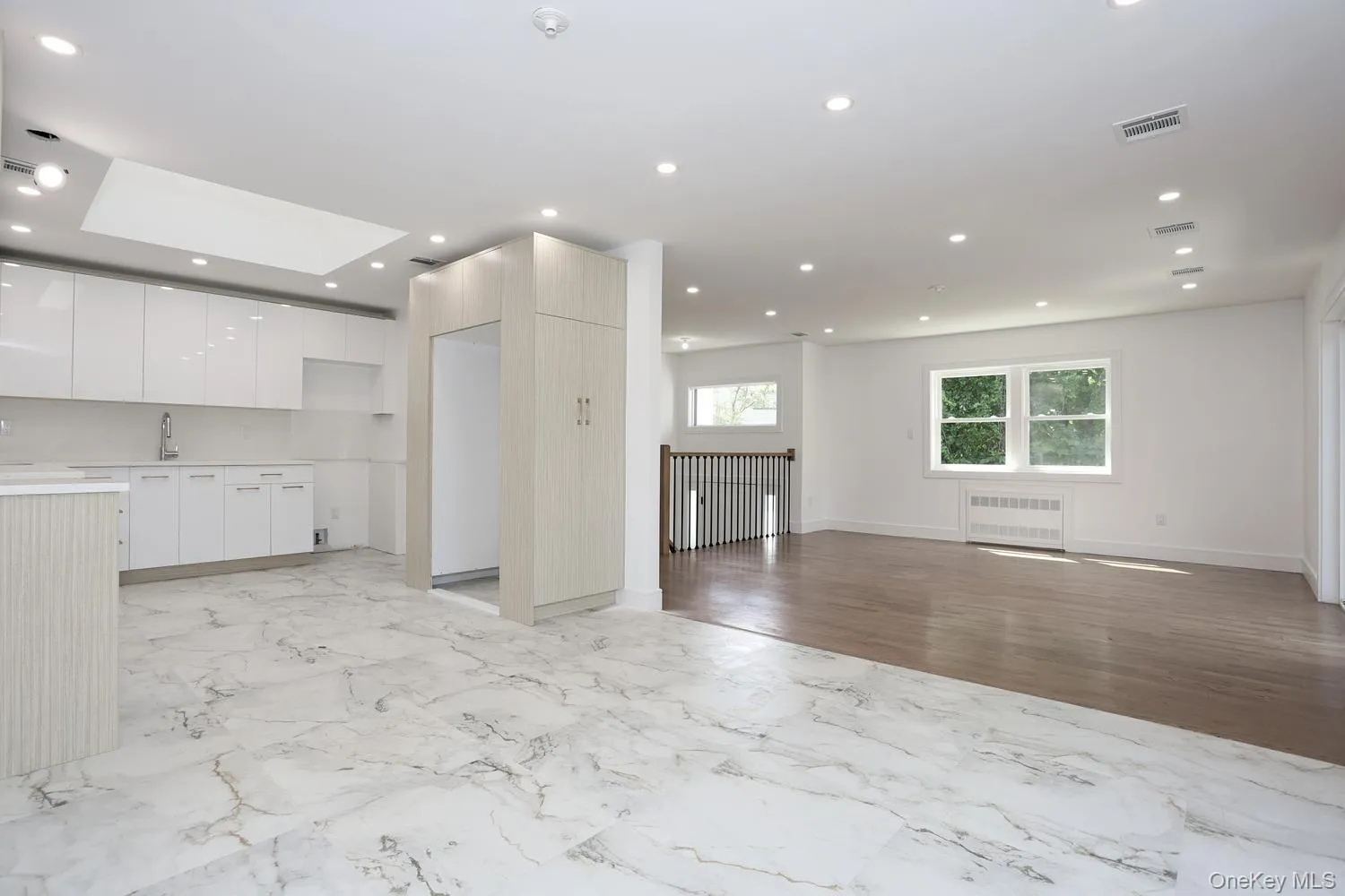 38 Singer Avenue, Ramapo, NY, 7 Bedrooms Bedrooms, 10 Rooms Rooms,3 BathroomsBathrooms,Residential,For Rent,Singer,0,1037601 38 Singer Avenue, Ramapo, NY, 7 Bedrooms Bedrooms, 10 Rooms Rooms,3 BathroomsBathrooms,Residential,For Rent,Singer,0,1037601
