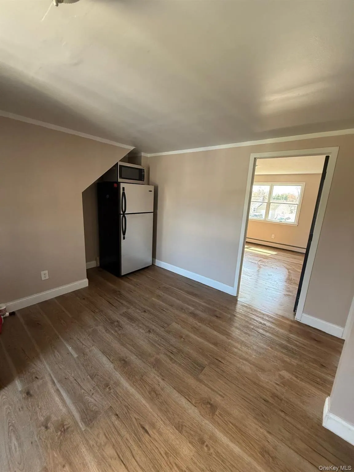 23 Magro Drive, Babylon, NY, 3 Bedrooms Bedrooms, 6 Rooms Rooms,1 BathroomBathrooms,Residential Lease,For Rent,Magro,0,1037602 23 Magro Drive, Babylon, NY, 3 Bedrooms Bedrooms, 6 Rooms Rooms,1 BathroomBathrooms,Residential Lease,For Rent,Magro,0,1037602
