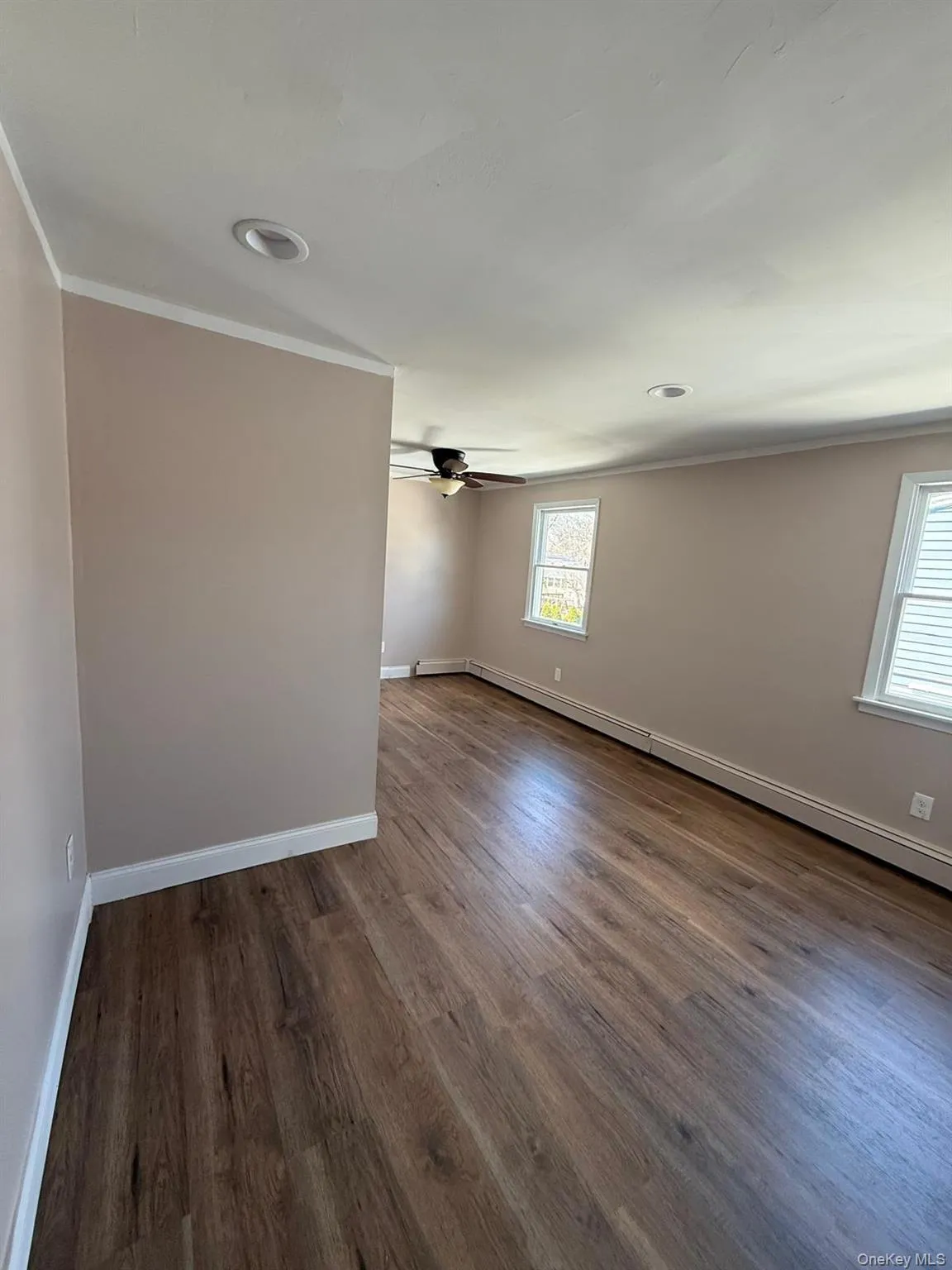 23 Magro Drive, Babylon, NY, 3 Bedrooms Bedrooms, 6 Rooms Rooms,1 BathroomBathrooms,Residential Lease,For Rent,Magro,0,1037602 23 Magro Drive, Babylon, NY, 3 Bedrooms Bedrooms, 6 Rooms Rooms,1 BathroomBathrooms,Residential Lease,For Rent,Magro,0,1037602