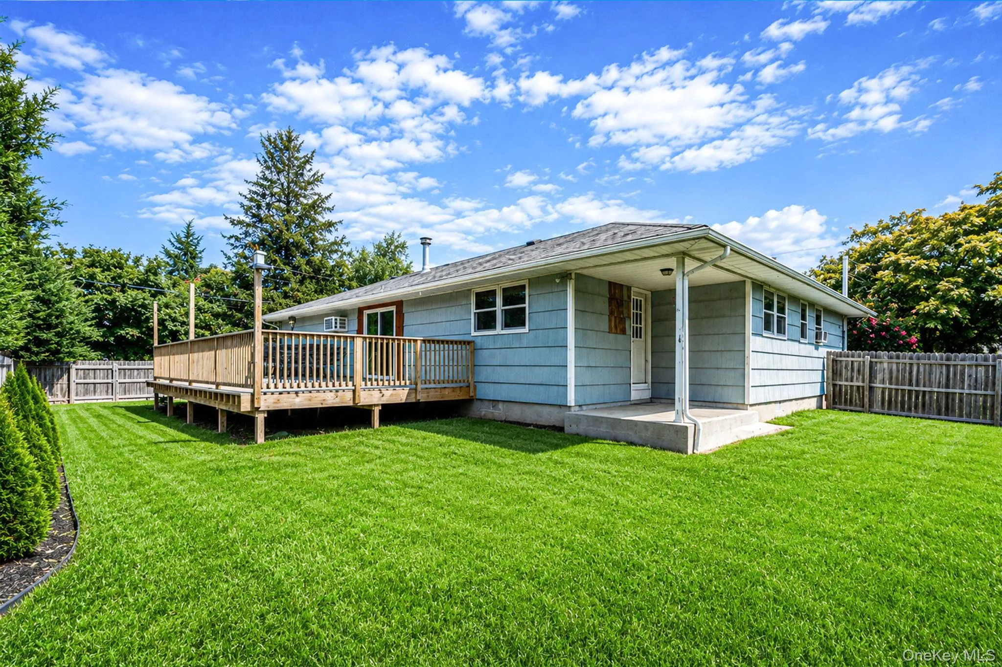 248 6th Avenue, Smithtown, NY, 3 Bedrooms Bedrooms, 6 Rooms Rooms,2 BathroomsBathrooms,Residential,For Rent,6th,0,1037603 248 6th Avenue, Smithtown, NY, 3 Bedrooms Bedrooms, 6 Rooms Rooms,2 BathroomsBathrooms,Residential,For Rent,6th,0,1037603