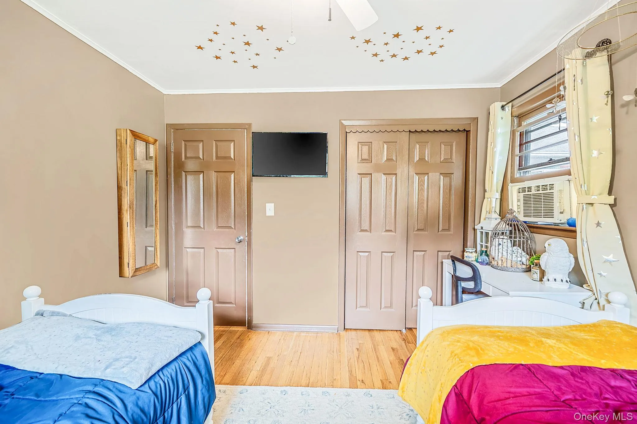248 6th Avenue, Smithtown, NY, 3 Bedrooms Bedrooms, 6 Rooms Rooms,2 BathroomsBathrooms,Residential,For Rent,6th,0,1037603 248 6th Avenue, Smithtown, NY, 3 Bedrooms Bedrooms, 6 Rooms Rooms,2 BathroomsBathrooms,Residential,For Rent,6th,0,1037603