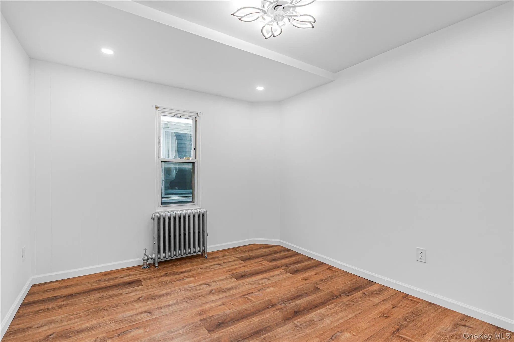 7711 97th Avenue, New York, NY, 3 Bedrooms Bedrooms, 9 Rooms Rooms,3 BathroomsBathrooms,Residential,For Rent,97th,0,1037605 7711 97th Avenue, New York, NY, 3 Bedrooms Bedrooms, 9 Rooms Rooms,3 BathroomsBathrooms,Residential,For Rent,97th,0,1037605