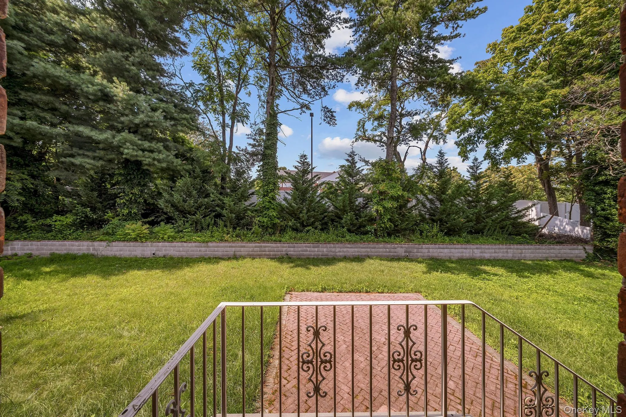 300 Ellen Place, Oyster Bay, NY, 5 Bedrooms Bedrooms, 10 Rooms Rooms,4 BathroomsBathrooms,Residential,For Rent,Ellen,0,1037607 300 Ellen Place, Oyster Bay, NY, 5 Bedrooms Bedrooms, 10 Rooms Rooms,4 BathroomsBathrooms,Residential,For Rent,Ellen,0,1037607
