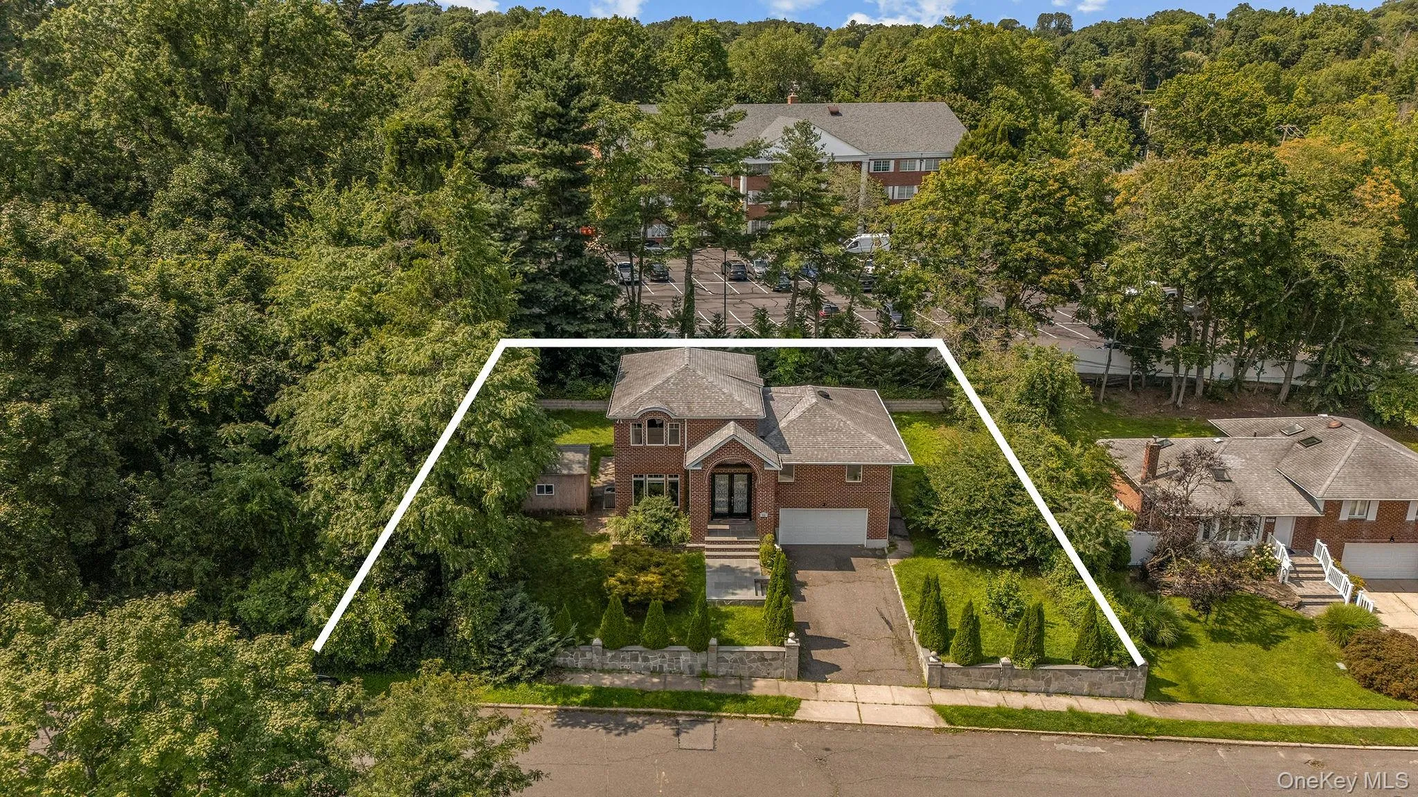 300 Ellen Place, Oyster Bay, NY, 5 Bedrooms Bedrooms, 10 Rooms Rooms,4 BathroomsBathrooms,Residential,For Rent,Ellen,0,1037607 300 Ellen Place, Oyster Bay, NY, 5 Bedrooms Bedrooms, 10 Rooms Rooms,4 BathroomsBathrooms,Residential,For Rent,Ellen,0,1037607