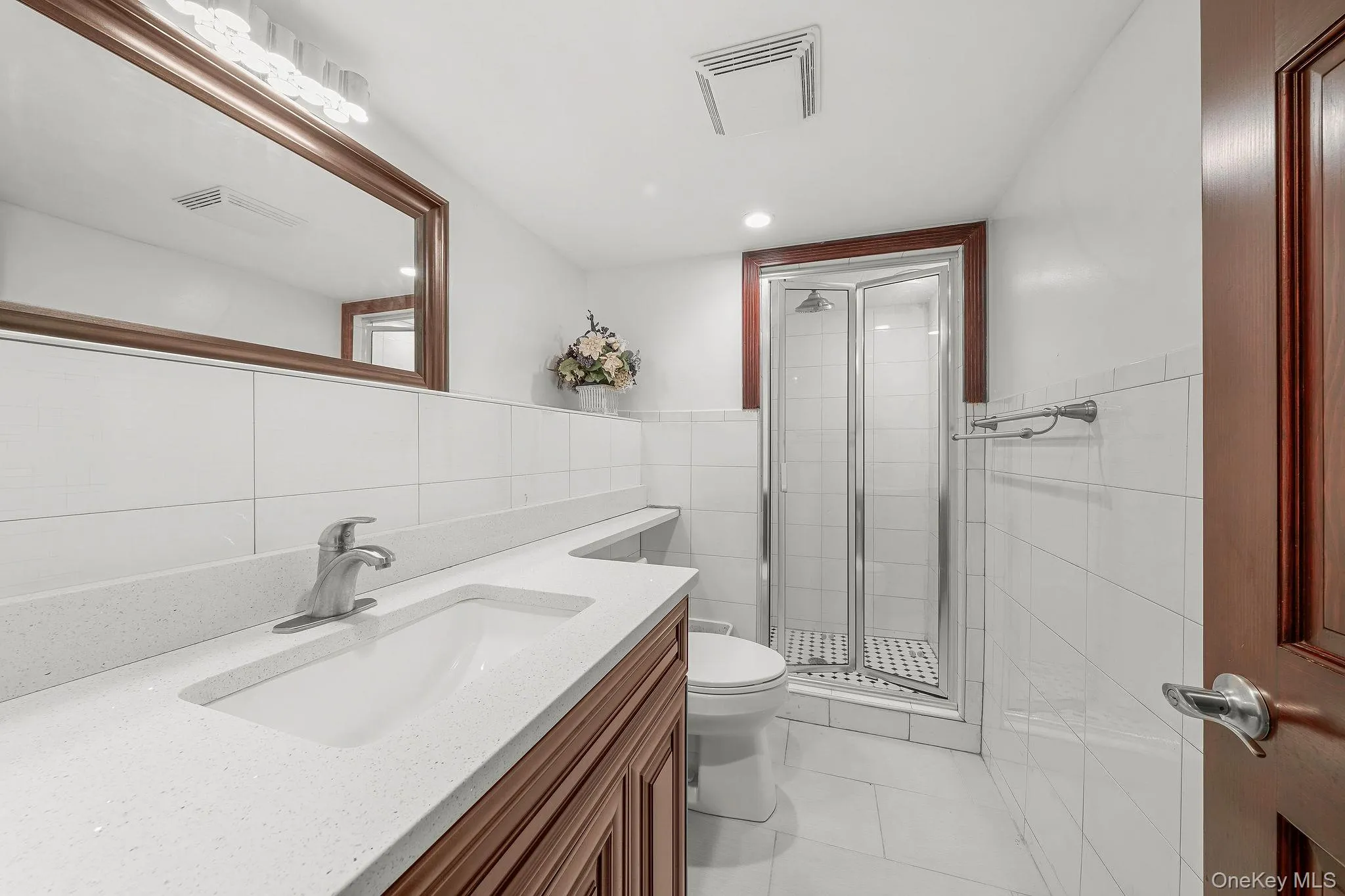 300 Ellen Place, Oyster Bay, NY, 5 Bedrooms Bedrooms, 10 Rooms Rooms,4 BathroomsBathrooms,Residential,For Rent,Ellen,0,1037607 300 Ellen Place, Oyster Bay, NY, 5 Bedrooms Bedrooms, 10 Rooms Rooms,4 BathroomsBathrooms,Residential,For Rent,Ellen,0,1037607
