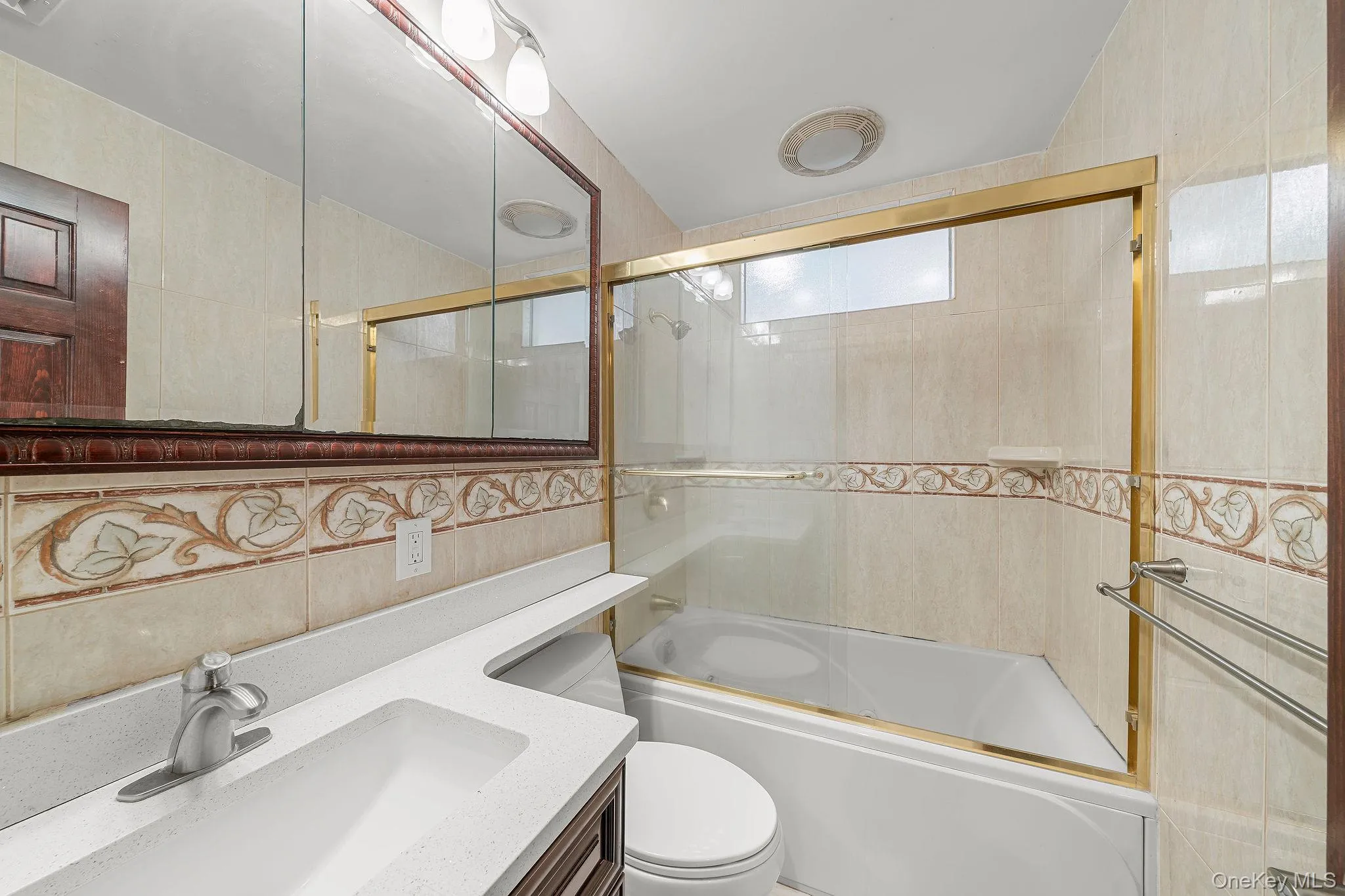 300 Ellen Place, Oyster Bay, NY, 5 Bedrooms Bedrooms, 10 Rooms Rooms,4 BathroomsBathrooms,Residential,For Rent,Ellen,0,1037607 300 Ellen Place, Oyster Bay, NY, 5 Bedrooms Bedrooms, 10 Rooms Rooms,4 BathroomsBathrooms,Residential,For Rent,Ellen,0,1037607