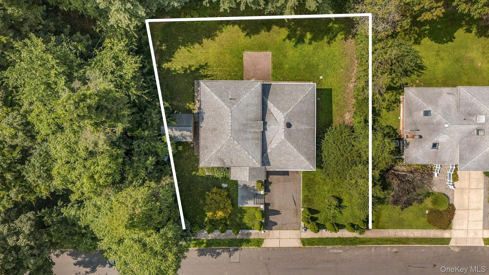 300 Ellen Place, Oyster Bay, NY, 5 Bedrooms Bedrooms, 10 Rooms Rooms,4 BathroomsBathrooms,Residential,For Rent,Ellen,0,1037607 300 Ellen Place, Oyster Bay, NY, 5 Bedrooms Bedrooms, 10 Rooms Rooms,4 BathroomsBathrooms,Residential,For Rent,Ellen,0,1037607