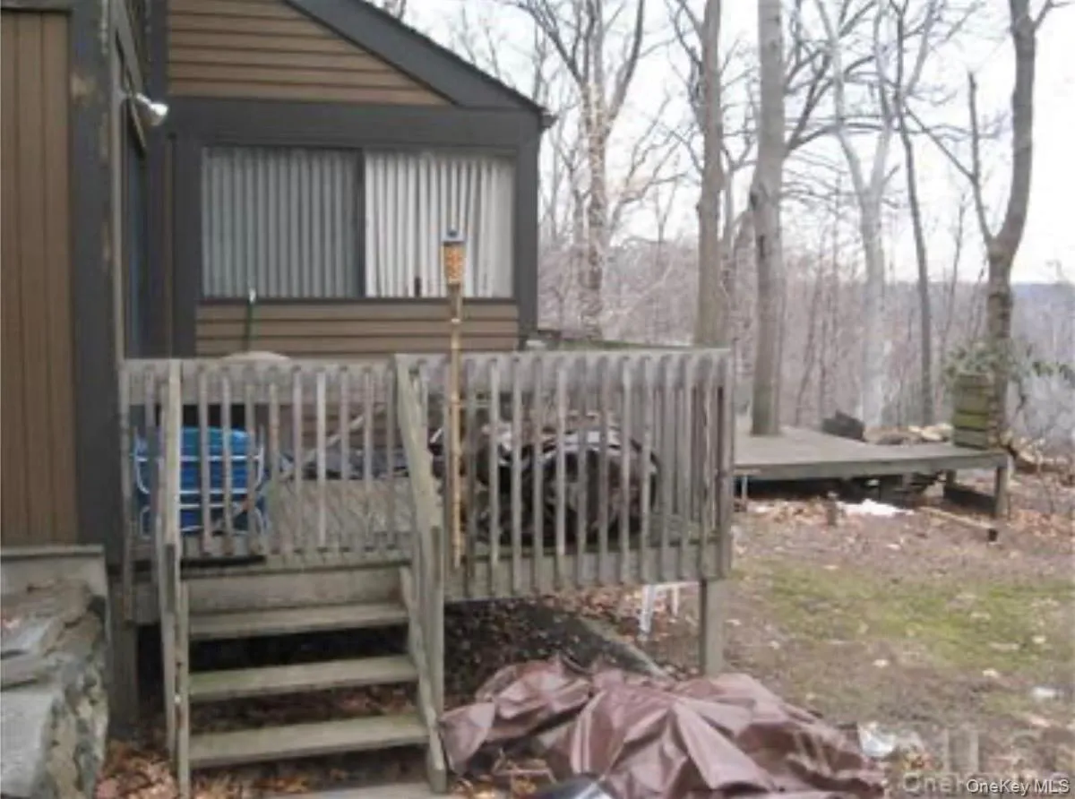 114 Round Hill Road, Greenburgh, NY, 2 Bedrooms Bedrooms, 8 Rooms Rooms,1 BathroomBathrooms,Residential,For Rent,Round Hill,0,1037610 114 Round Hill Road, Greenburgh, NY, 2 Bedrooms Bedrooms, 8 Rooms Rooms,1 BathroomBathrooms,Residential,For Rent,Round Hill,0,1037610